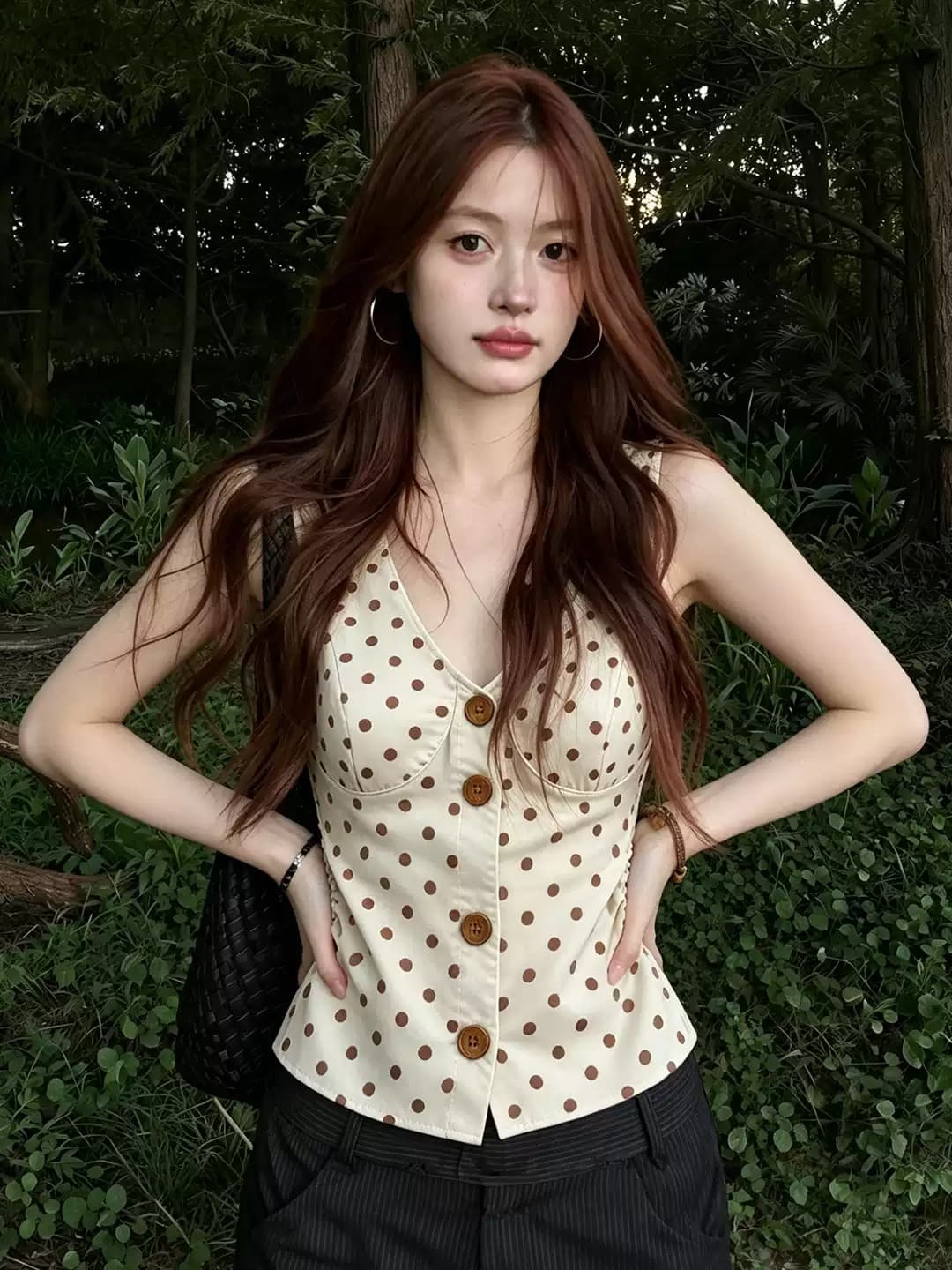 높은 품질 150 작은 짧은 남자 도트 무늬 민소매 조끼 여성 여름 슬림해 보이는 핫걸 맨위 아름다운 행침 목 슬립 이미지 2