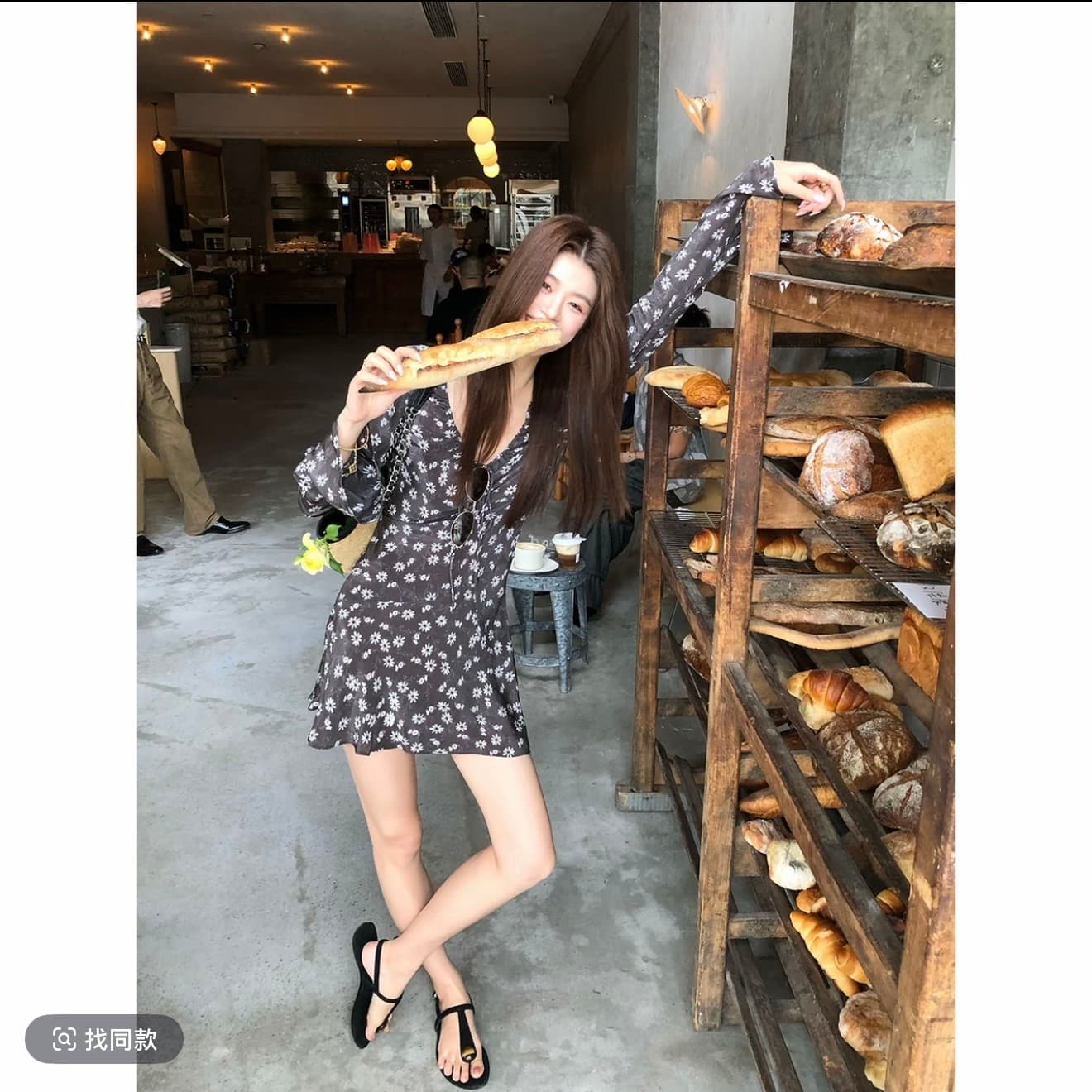 감기 미학 빛 럭셔리 100 명 실크 레이스업 나팔 소매 작은 데이지 프린트 드레스 이미지 2