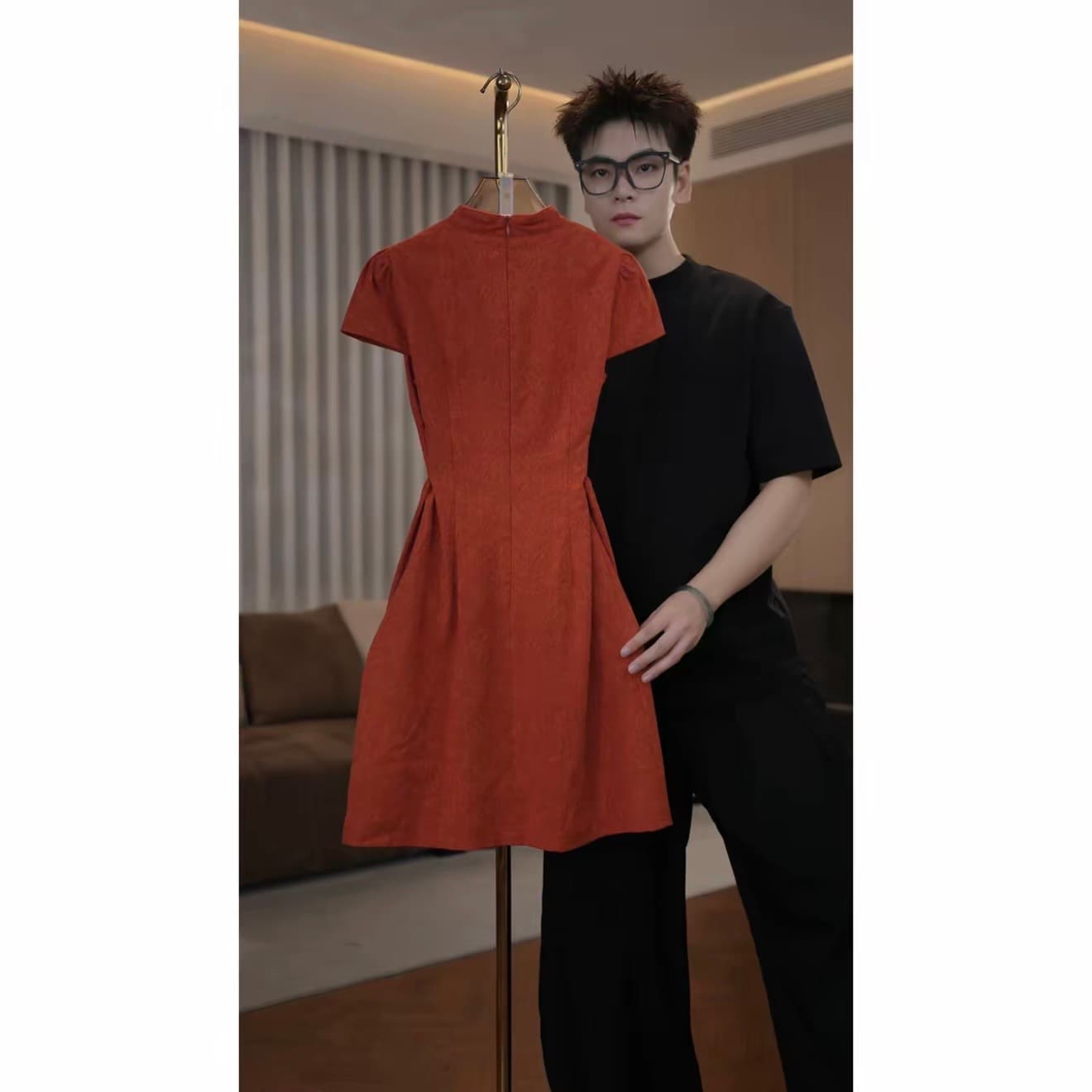 티 니켈 좋은 2737 브랜드 여성 여름 새로운 디스플레이 슬림 세트 품격 반팔 드레스 이미지 3
