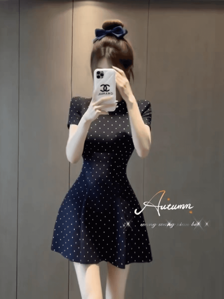 프랑스식 레트로 라운드 넥 도트 무늬 여성 드레스 여름 새로운 그는 벤 바람 A라인 스커트 슬림해 보이는 숨기기 고기 검정색 미니 스커트 이미지 4