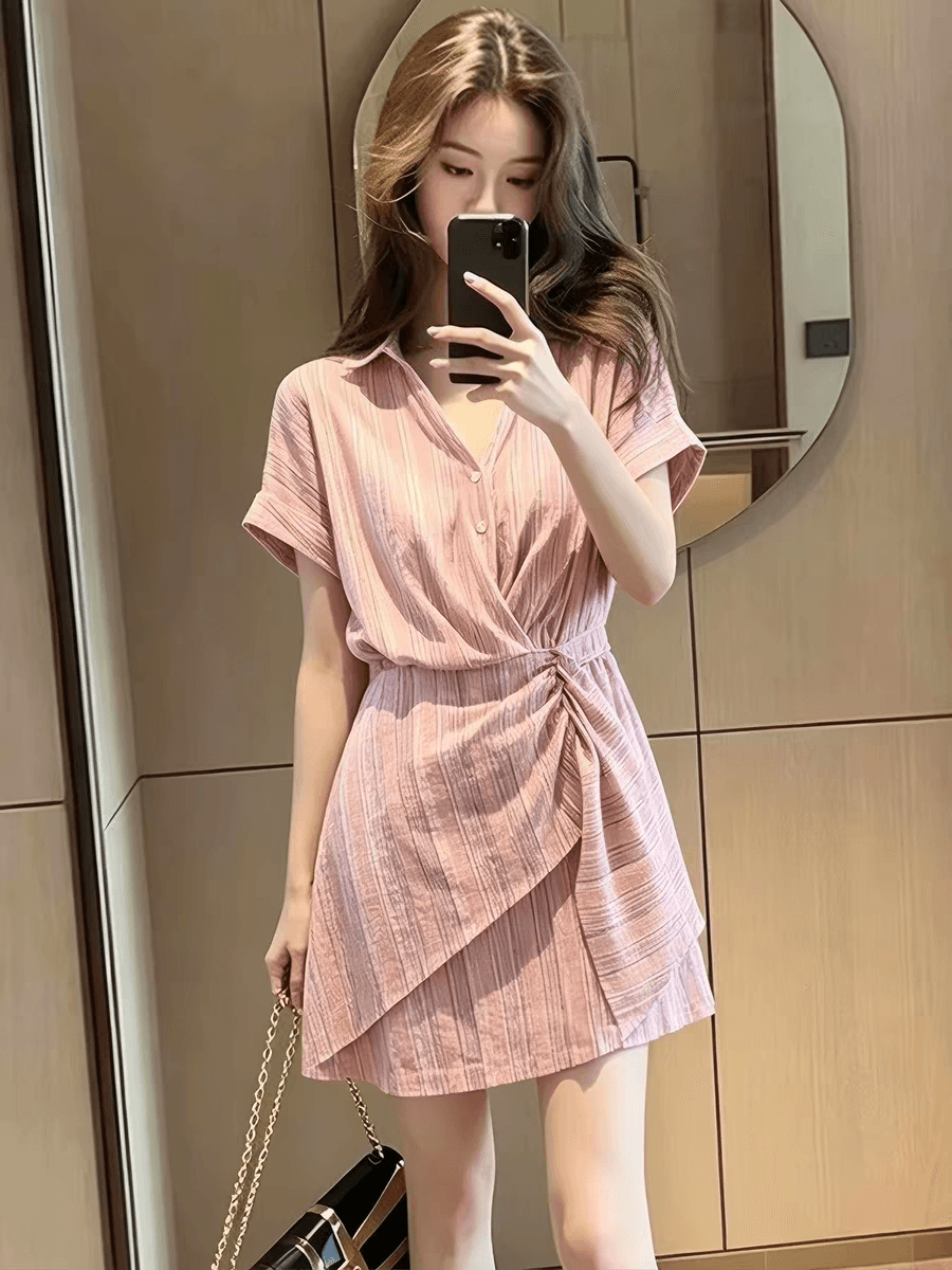 한 부서 부드러운 바람 핑크색 스트라이프 V넥 여성 드레스 여름 새로운 스트랩 허리 수축 슬림해 보이는 디자인 센스 미니 스커트 이미지 2