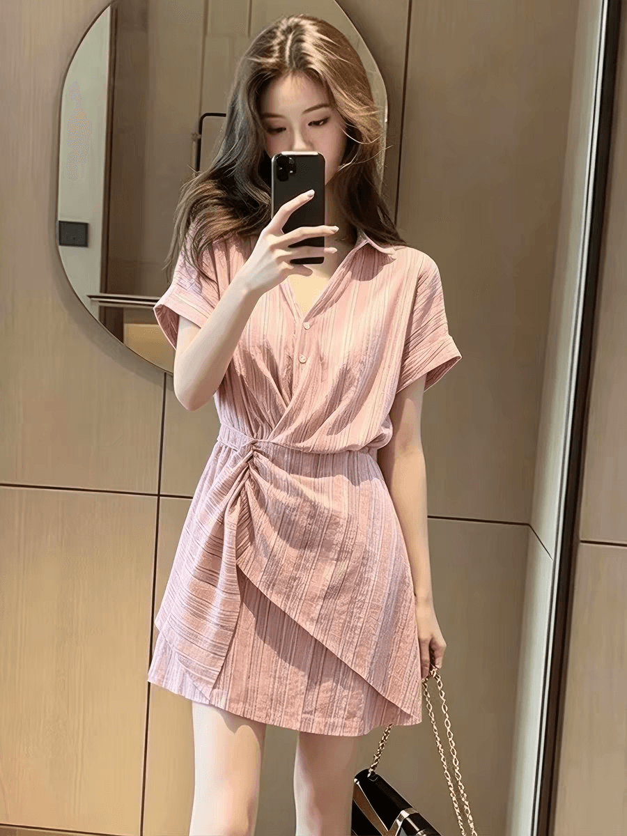 한 부서 부드러운 바람 핑크색 스트라이프 V넥 여성 드레스 여름 새로운 스트랩 허리 수축 슬림해 보이는 디자인 센스 미니 스커트 이미지 3