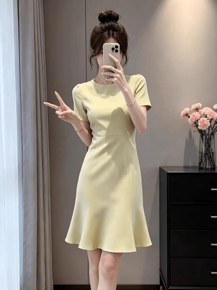 프랑스식 미니멀리즘 품격 라운드 넥 반팔 여성 드레스 여름 새로운 우아함 출퇴근 다용도 슬림해 보이는 인어 꼬리 치마 이미지 3