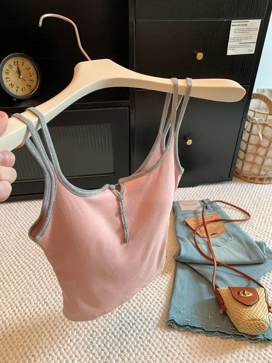 mls 신선한 한여름 여름 도파민 2026 여름 새로운 여성 좋은 어깨끈 하프 단추 배색 슬립 이미지 4