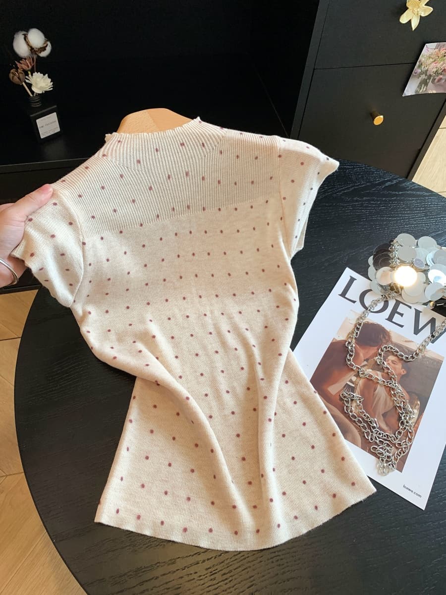 아메리칸 핫걸 도트 무늬 긍정적 인 어깨 반하이넥 반팔 티셔츠 여성 여름 몸매 가꾸기 슬림해 보이는 고급 센스 쇼트 스타일 니트 맨위 상세 이미지 8