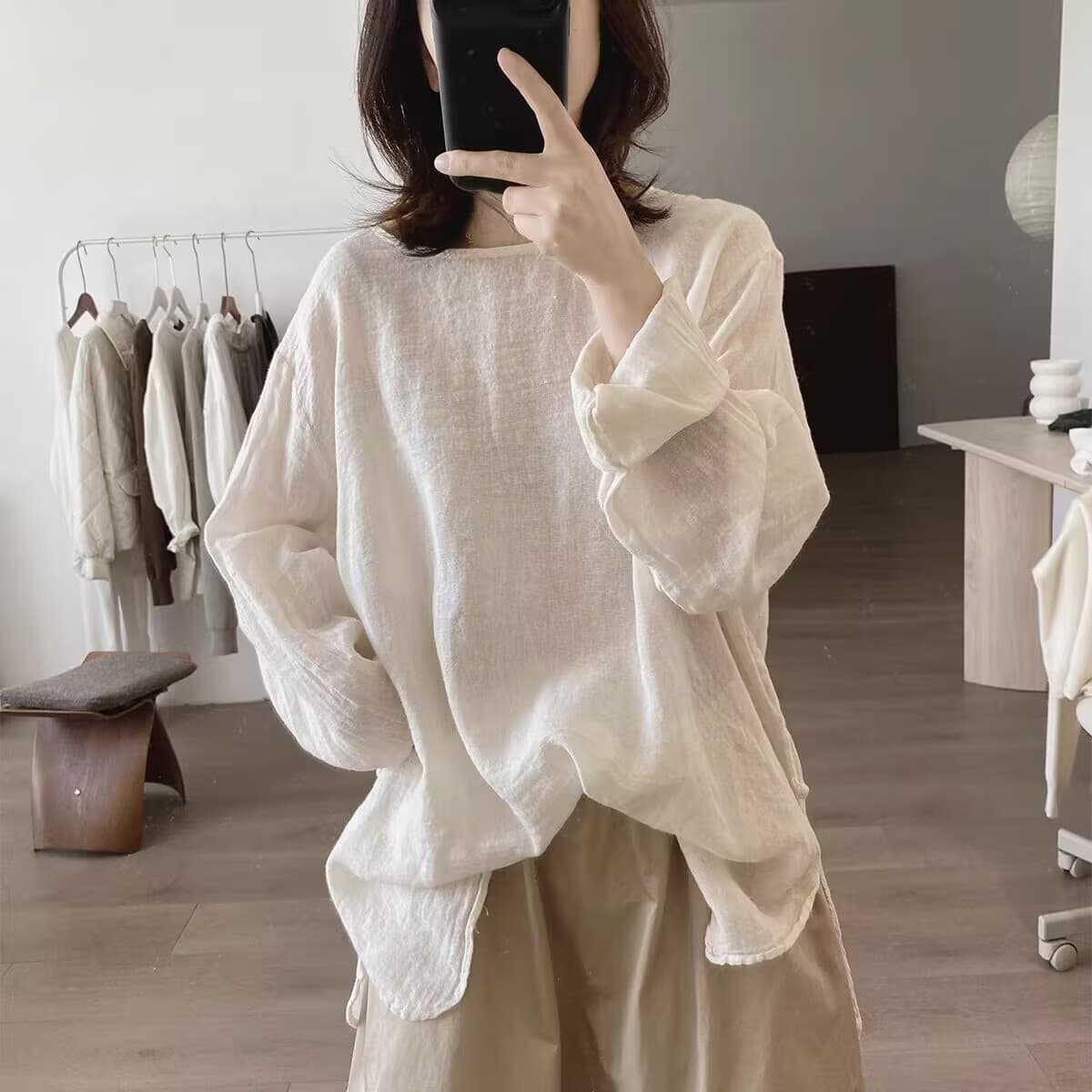 가을 여성 셔츠 새로운 루즈핏 빅 사이즈 슬림해 보이는 미니멀리즘 작은 대중 디자인 센스 연령 감소 라미 맨위