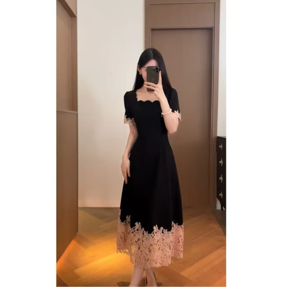 2026 새로운 슬림해 보이는 패션 허리 수축 품격 몸매 가꾸기 레이스 조각 검정색 레트로 드레스 c0178 이미지 5