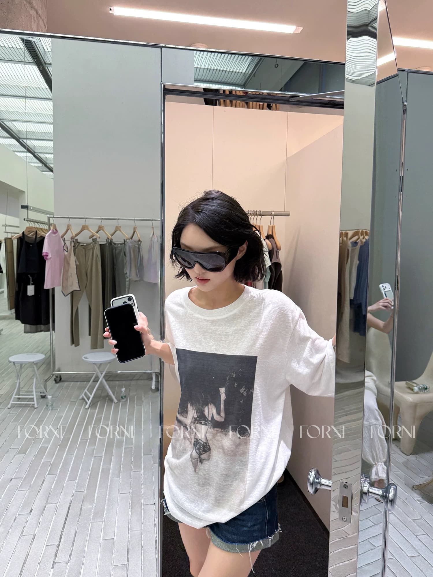 forni yoyo bikini 라이 경기 서울 아마 뽕나무 누에 실크 레트로 프린트 루즈핏 반팔 티셔츠 상세 이미지 3