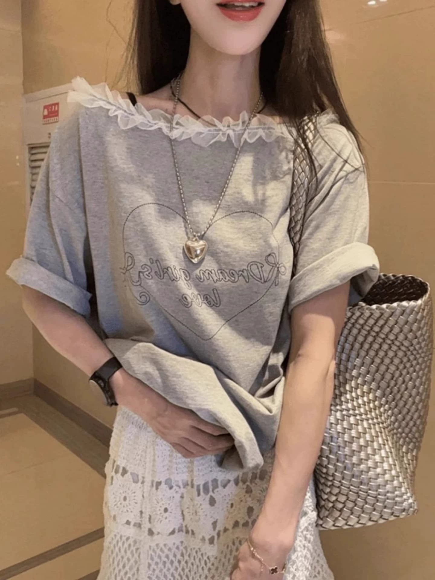 한 부서 화이트 보트넥 오프숄더 목이버섯 레이스 반팔 티셔츠 여성 여름 외국 가스 루즈핏 캐주얼 Chic 맨위 이미지 4