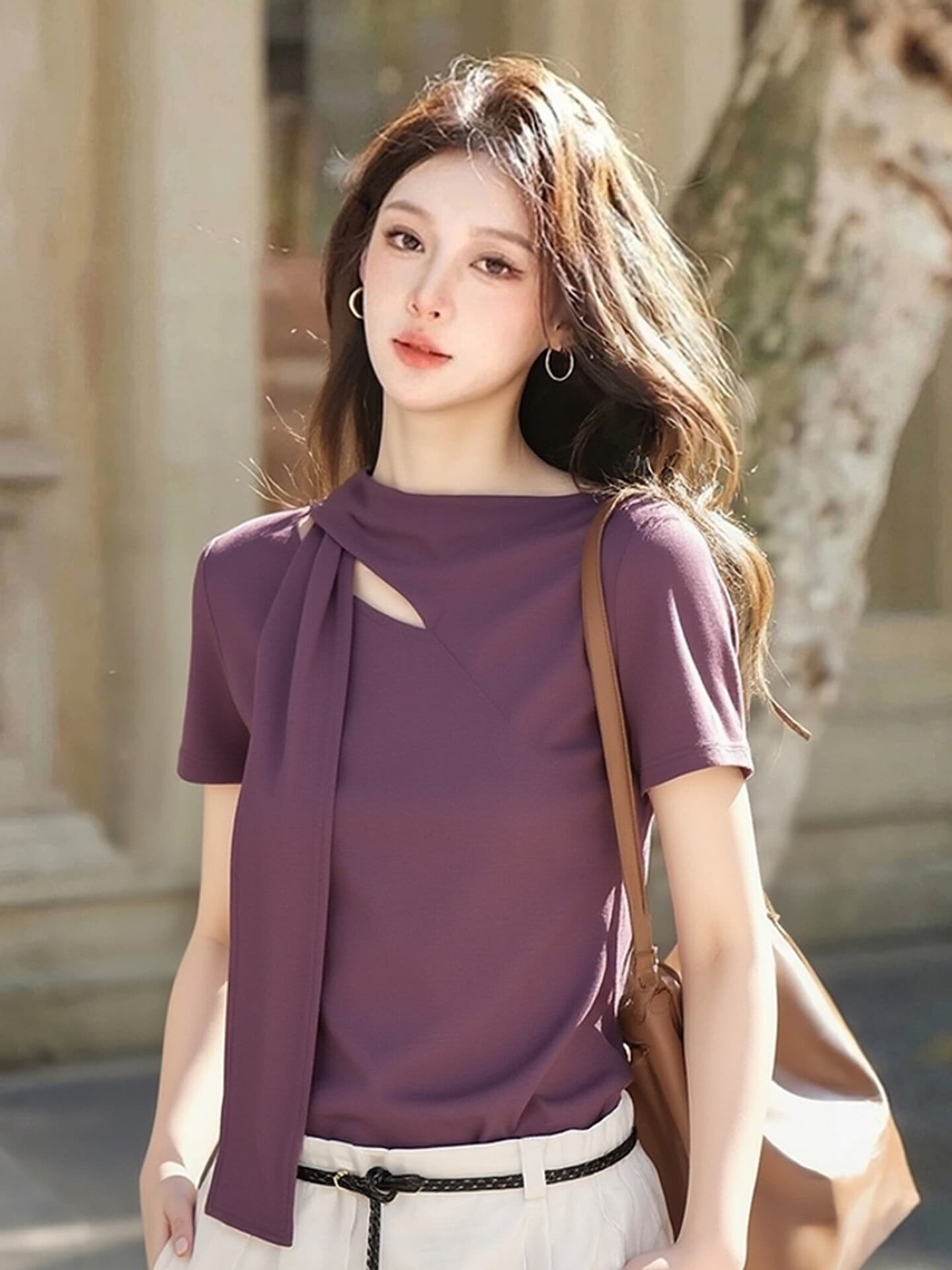 고급 센스 보라색 홀로우 아웃 리본 반팔 티셔츠 여성 2026 여름 새로운 빛 럭셔리 외국 가스 슬림해 보이는 연령 감소 맨위 상세 이미지 3