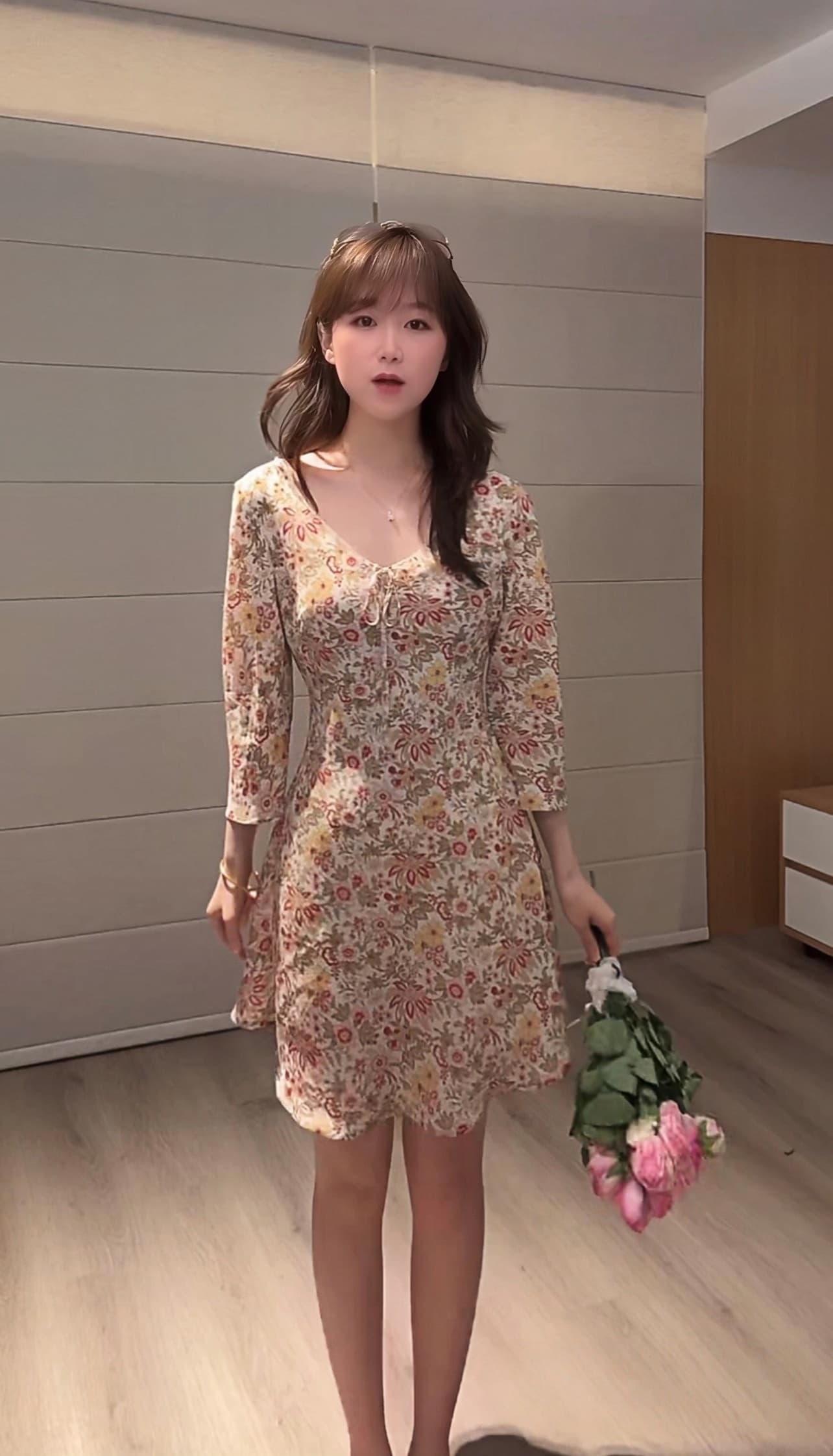 여름 새로운 미니멀리즘 몸매 가꾸기 부드러운 꽃무늬 드레스 상세 이미지 1