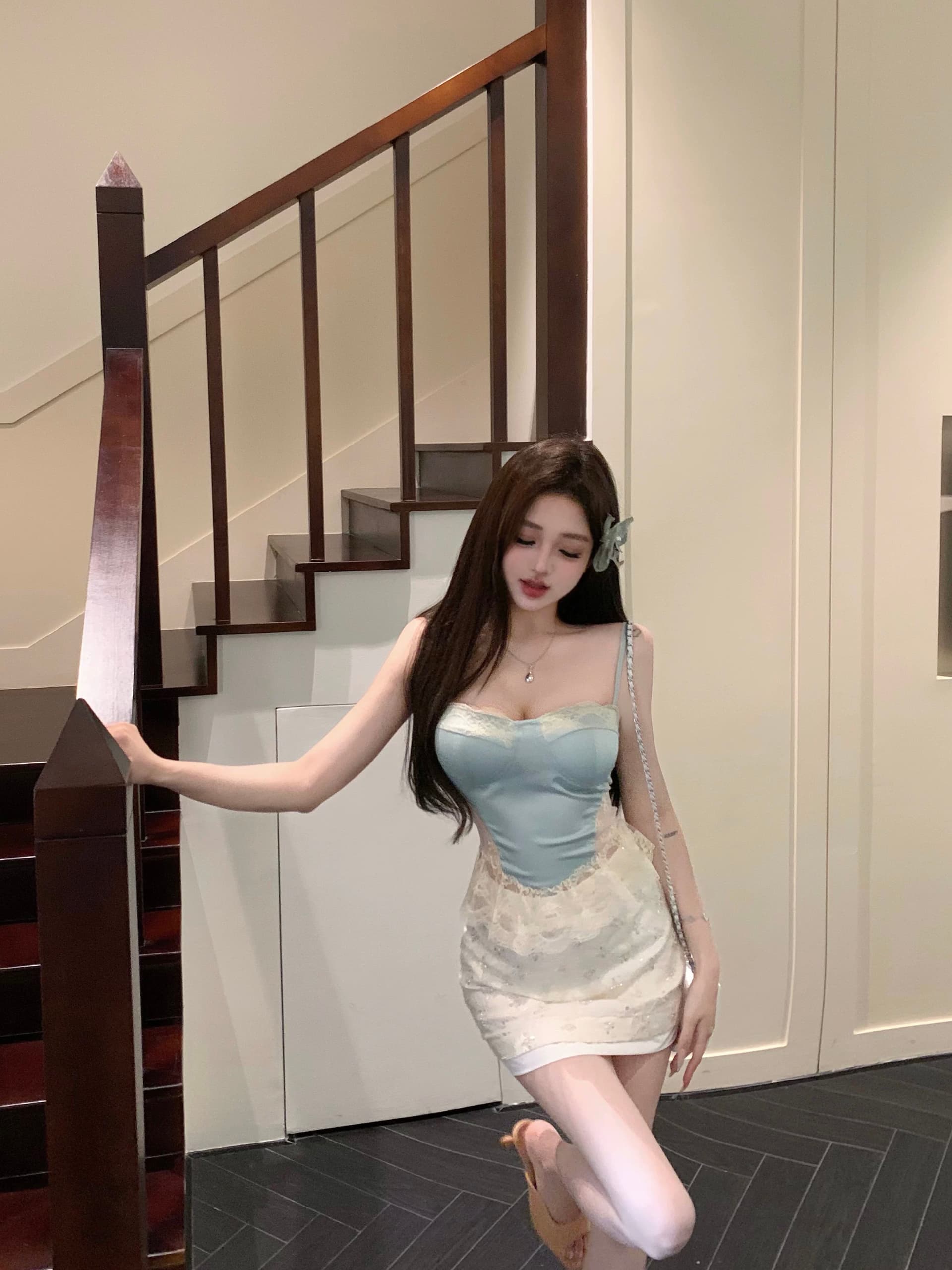 uk black 우는 소리 우는 소리 미시 봄 여름 순수한 욕망 녹색 행침 목 레이스 슬립 스팽글 모피 반신 스커트 상세 이미지 1