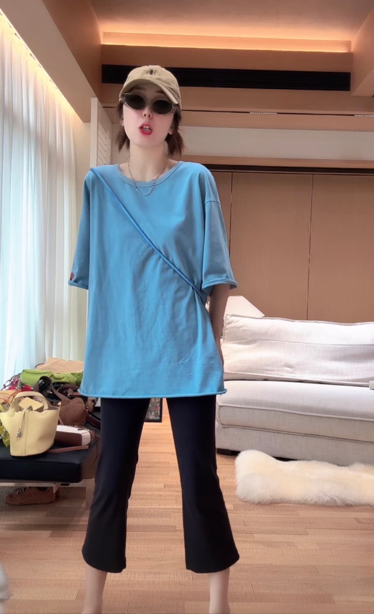 박하 여름 반소매 루즈핏 외국 가스 슬림해 보이는 패션 다용도 여름 반팔 티셔츠 여성 상세 이미지 2