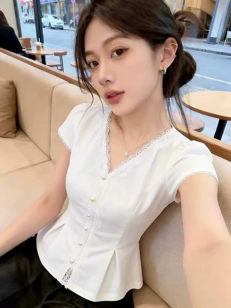 프랑스식 달콤한 매운맛 바람 레이스 레이스 반팔 여성 셔츠 2026 여름 새로운 우아함 다용도 허리 수축 슬림해 보이는 셔츠 상세 이미지 1