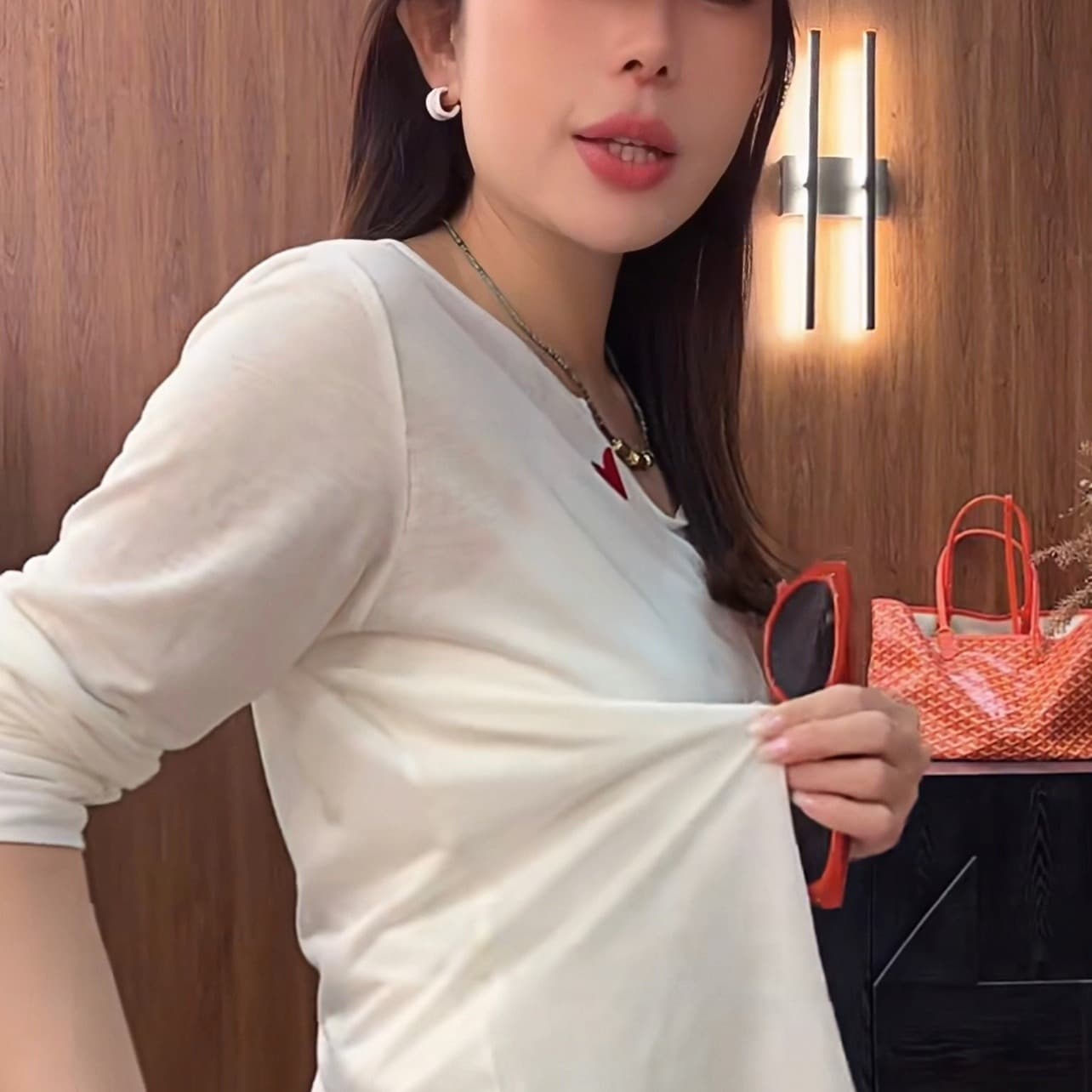 하나씩 복숭아 심장 t 자수 라이 경기 서울 혼방 26 여름 섹션 V넥 긴팔 티셔츠 이미지 5