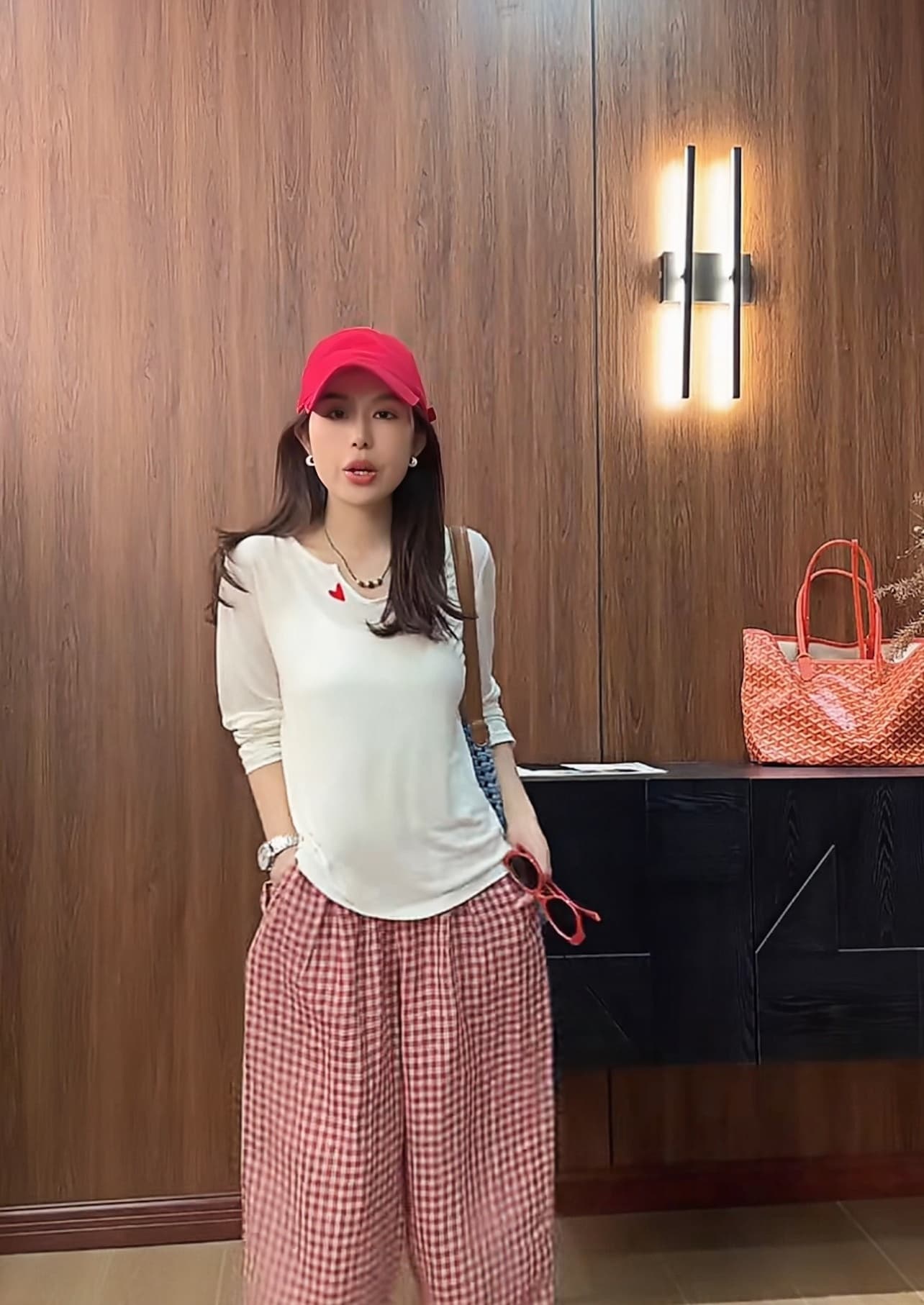 하나씩 복숭아 심장 t 자수 라이 경기 서울 혼방 26 여름 섹션 V넥 긴팔 티셔츠 상세 이미지 3