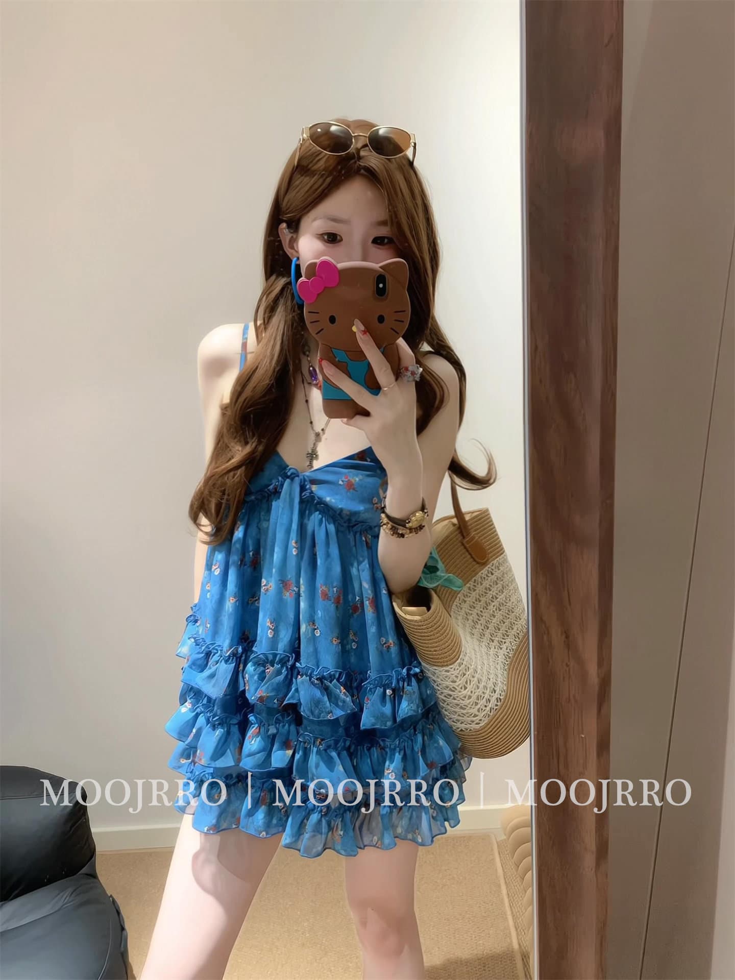 파란색 꽃무늬 V넥 캐미솔 여름 외출용 프랑스식 휴가 바람 몸매 가꾸기 슬림해 보이는 프릴 민소매 맨위 상세 이미지 2