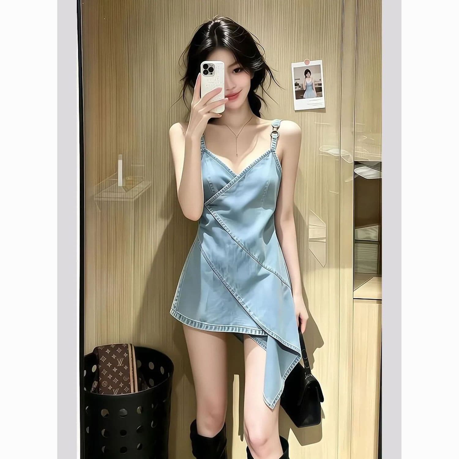 작은 대중 아니요 명중 섹션 품격 V넥 데님 슬립 여성 드레스 2026 여름 새로운 핫걸 불규칙 점프 슈트 이미지 4