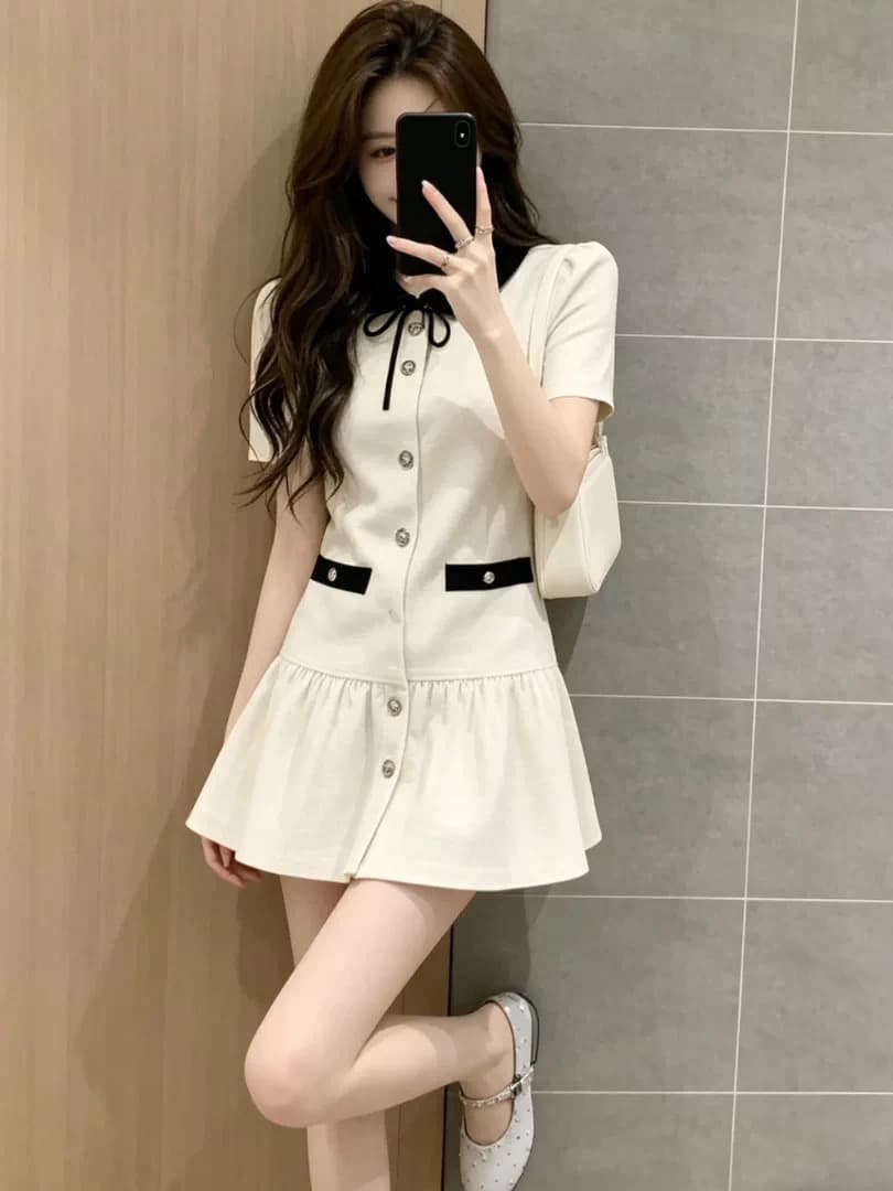 프랑스식 천 금빛 바람 베이비 칼라 단추 드레스 여성 의류 2026 여름 새로운 허리 수축 A라인 스커트 슬림해 보이는 착용 가져 가라. 이미지 4