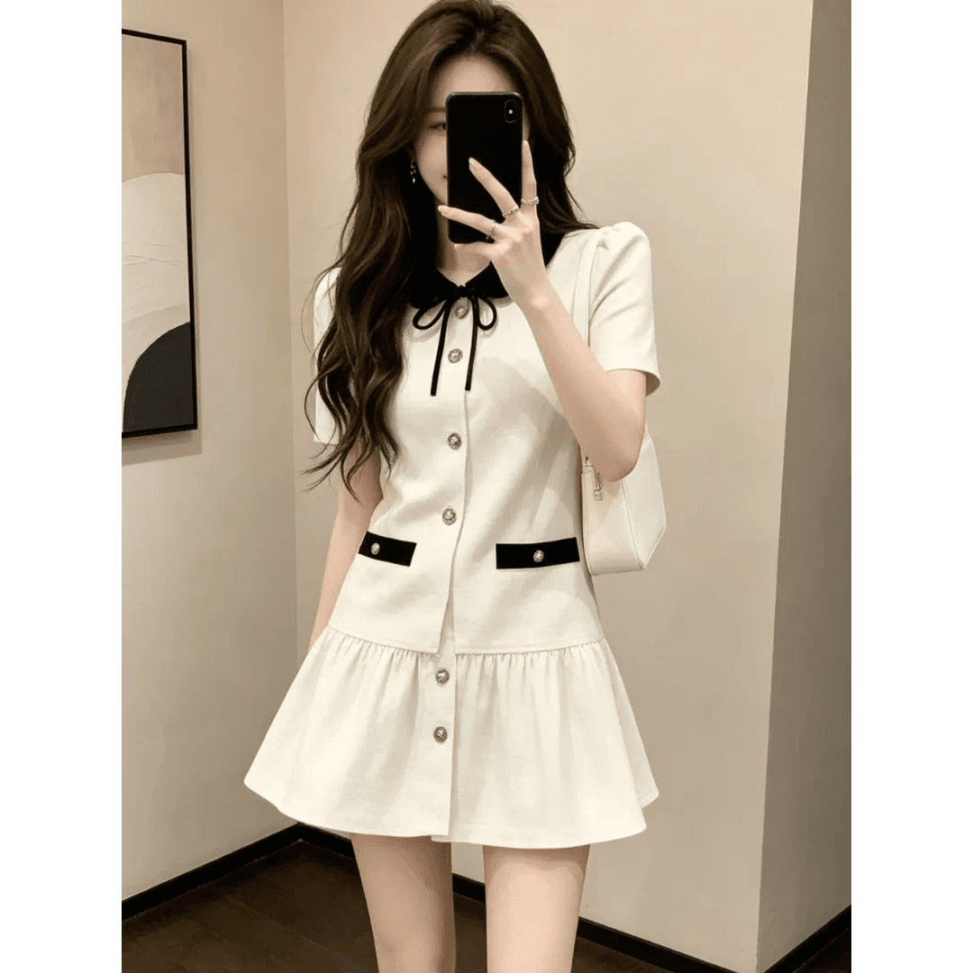 프랑스식 천 금빛 바람 베이비 칼라 단추 드레스 여성 의류 2026 여름 새로운 허리 수축 A라인 스커트 슬림해 보이는 착용 가져 가라. 상세 이미지 4