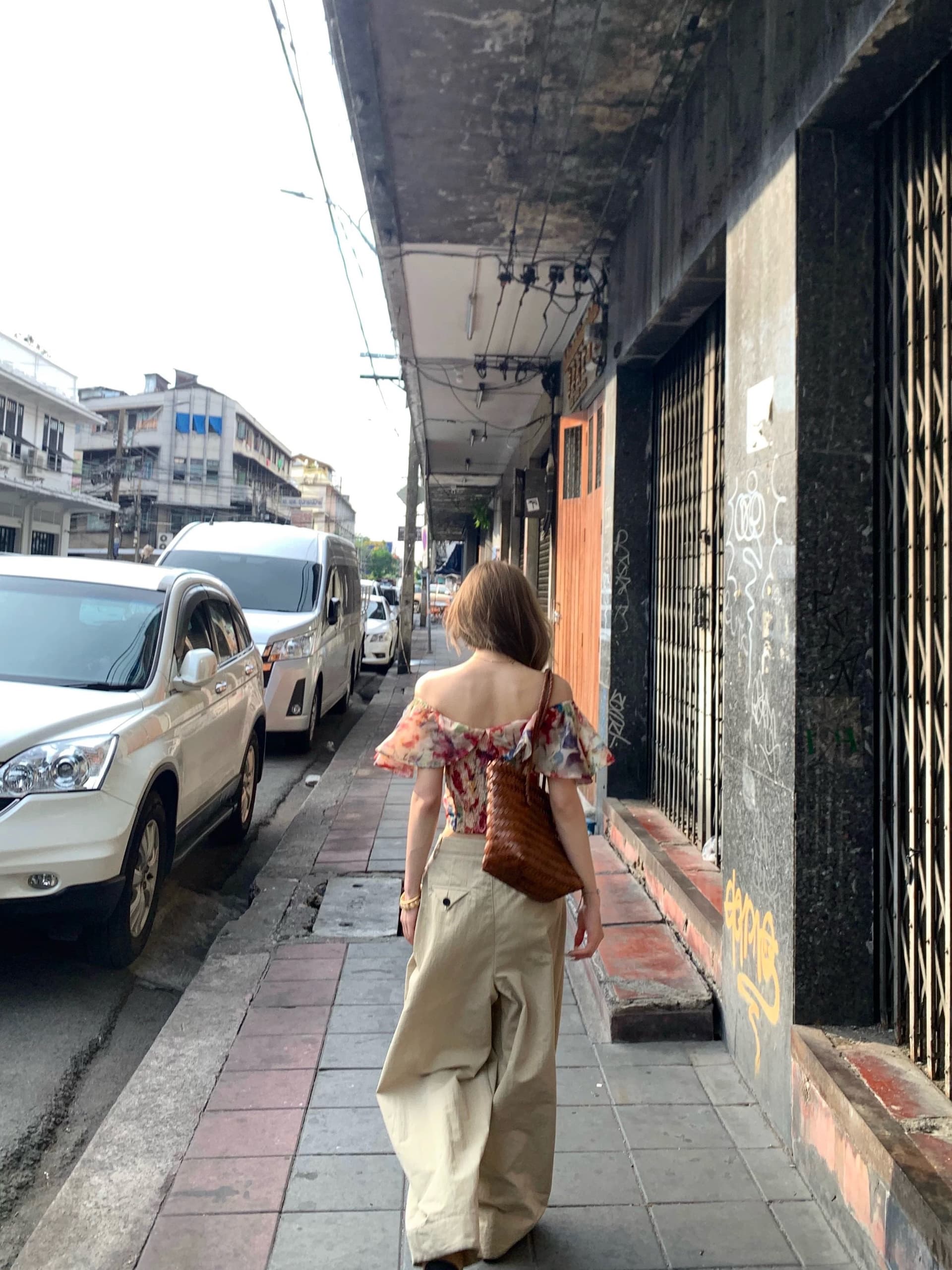 xxiiuu 유화 편지 프랑스식 작은 셔츠 꽃무늬 생선뼈 오프숄더 맨위 여성 여름 쉬폰 블라우스 상의 이미지 2