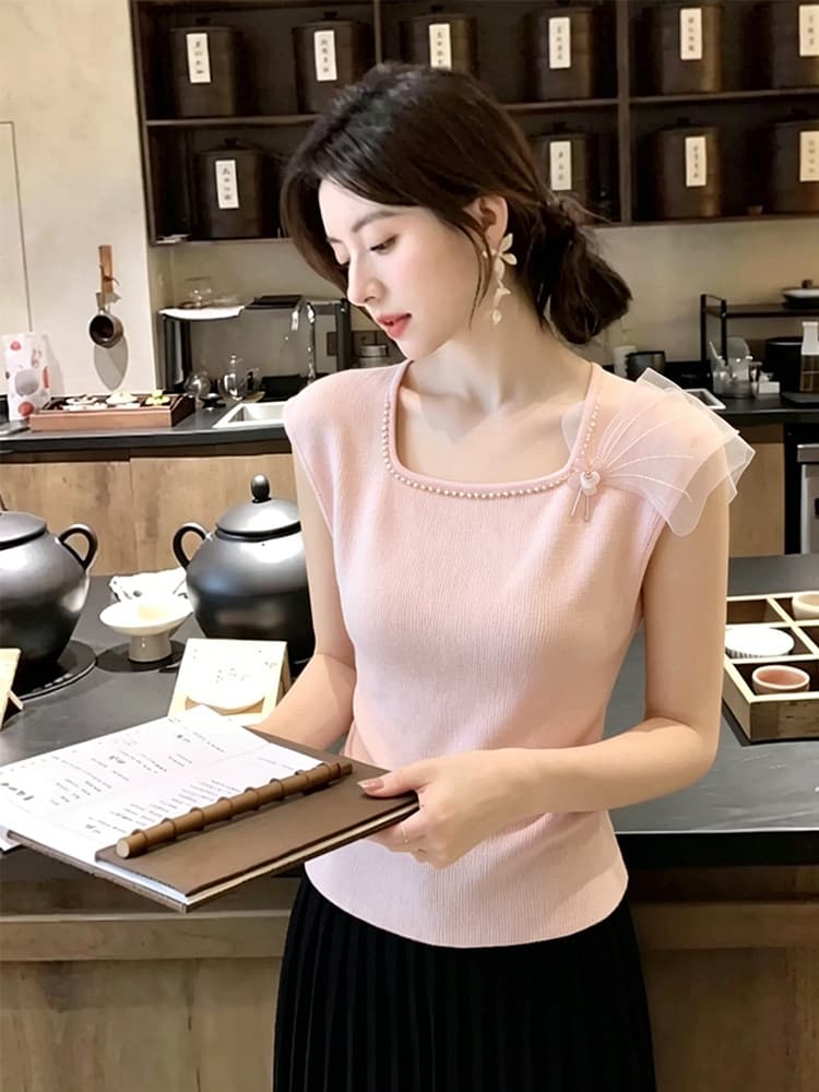 프랑스식 부드러운 바람 작은 정사각형 칼라 꽃 장식 니트 스웨터 여성 2026 여름 새로운 슬림해 보이는 캐주얼 다용도 맨위 상세 이미지 2