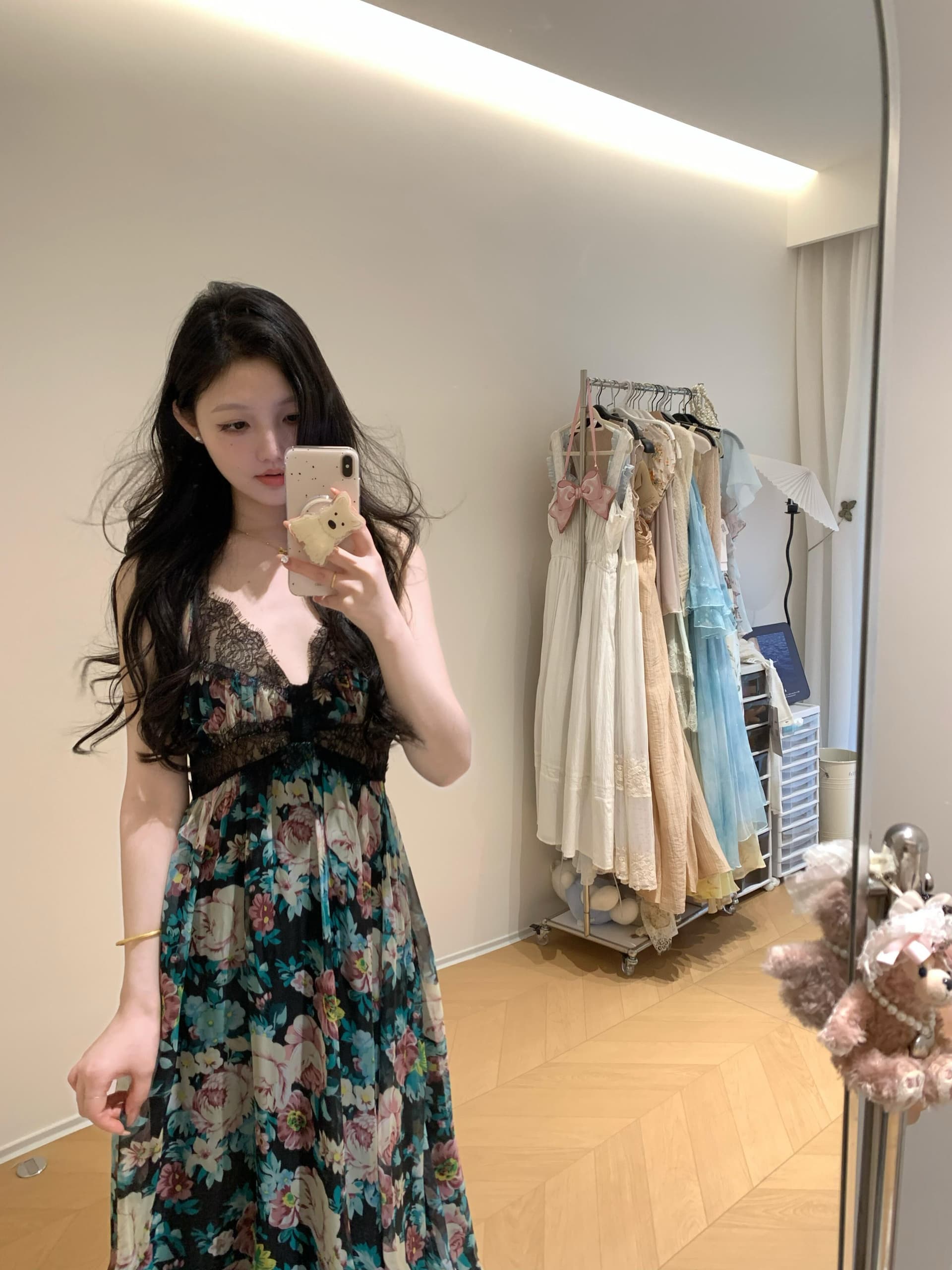 분위기 블랙 하단 레트로 파란색 대 꽃무늬 레이스 깊은 v 슬립 롱 스커트 드레스 상세 이미지 7