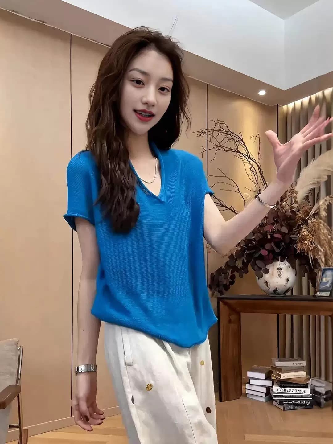 한 부서 V넥 톰 글 래 원인 블루 니트 반팔 티셔츠 여성 여름 얇은 스타일 빅 사이즈 지방 mm 슬림해 보이는 루즈핏 연령 감소 맨위 이미지 3