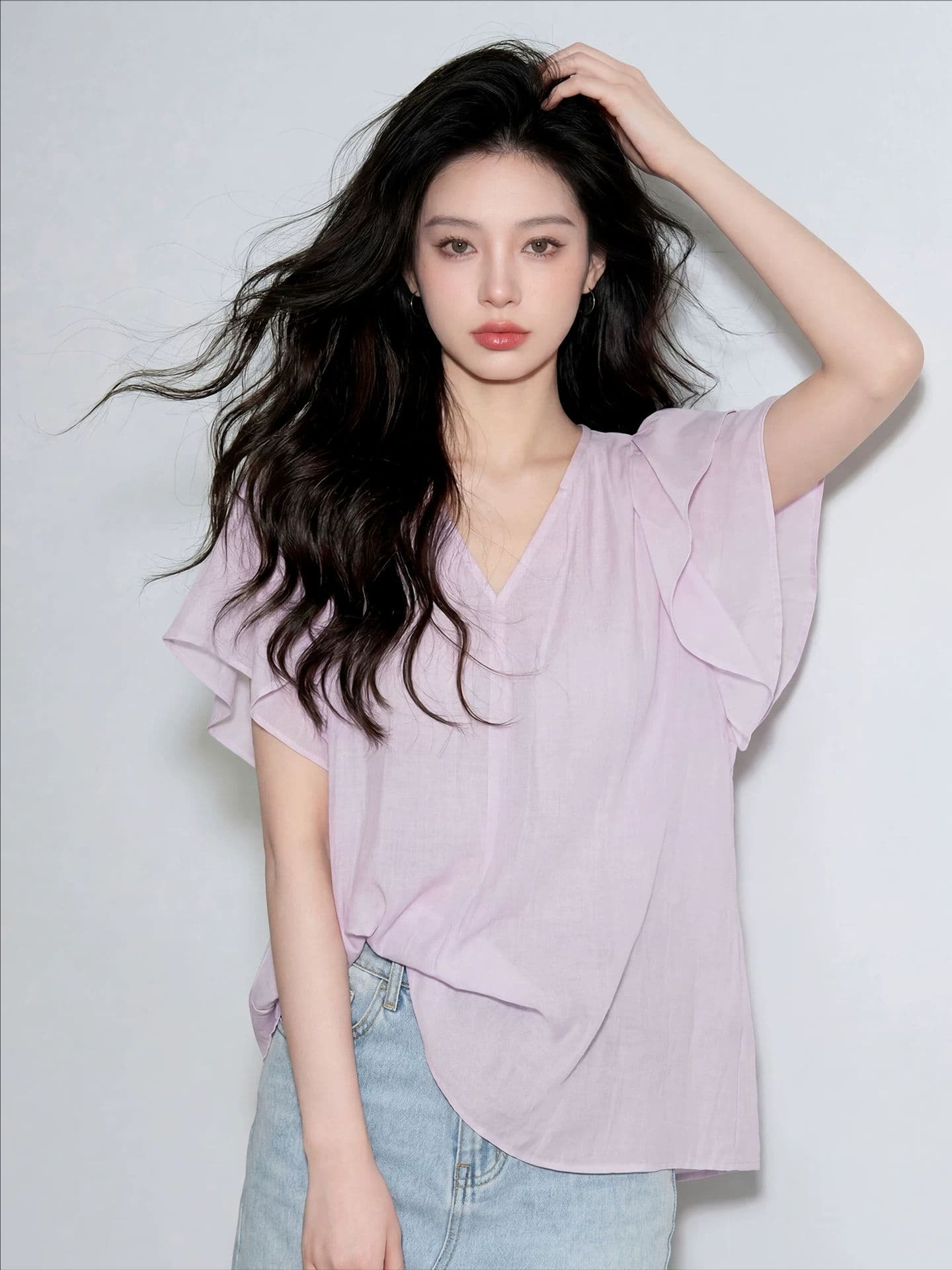 프랑스식 V넥 맨위 여성 의류 2026 여름 새로운 작은 대중 디자인 센스 Chic 루즈핏 작은 날다 소매 셔츠 상세 이미지 1