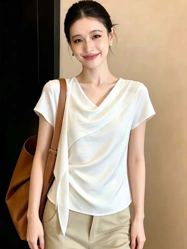 있음 선적 부드러운 바람 화이트 흔들다 칼라 주름 반팔 여성 셔츠 2026 새로운 여름 몸매 가꾸기 슬림해 보이는 캐주얼 이미지 2