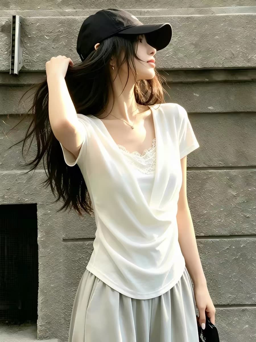 프랑스식 미니멀리즘 u 칼라 페이크 레이어드 화이트 반팔 티셔츠 여성 여름 레이스 조각 디자인 센스 슬림해 보이는 작은 대중 맨위 이미지 4