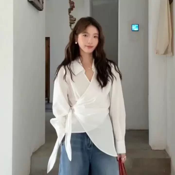 한 부서 측면 레이스업 허리 수축 십자가 작은 폴로 칼라 여성 셔츠 이른 봄 새로운 스트라이프 셔츠 고유 한 Chic 맨위 이미지 4