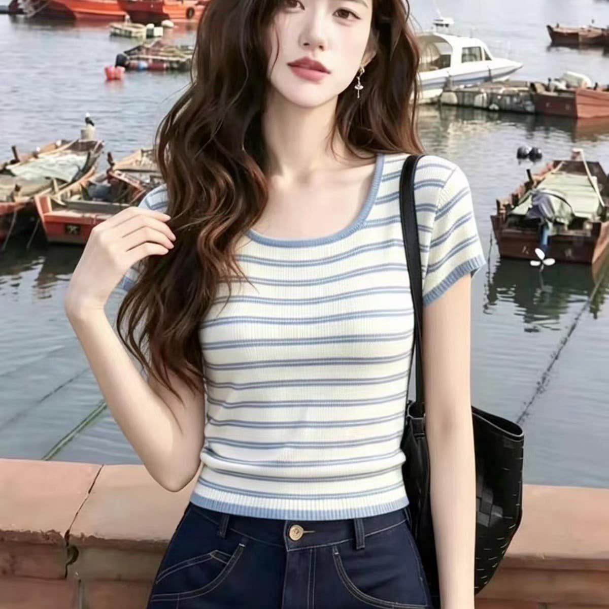 마이크로 지방 빛 럭셔리 여성 의류 여름 새로운 작은 대중 스트라이프 얇은 스타일 니트 스웨터 반팔 가져 가라. 화이트 캐주얼 반신 스커트 여성 이미지 5
