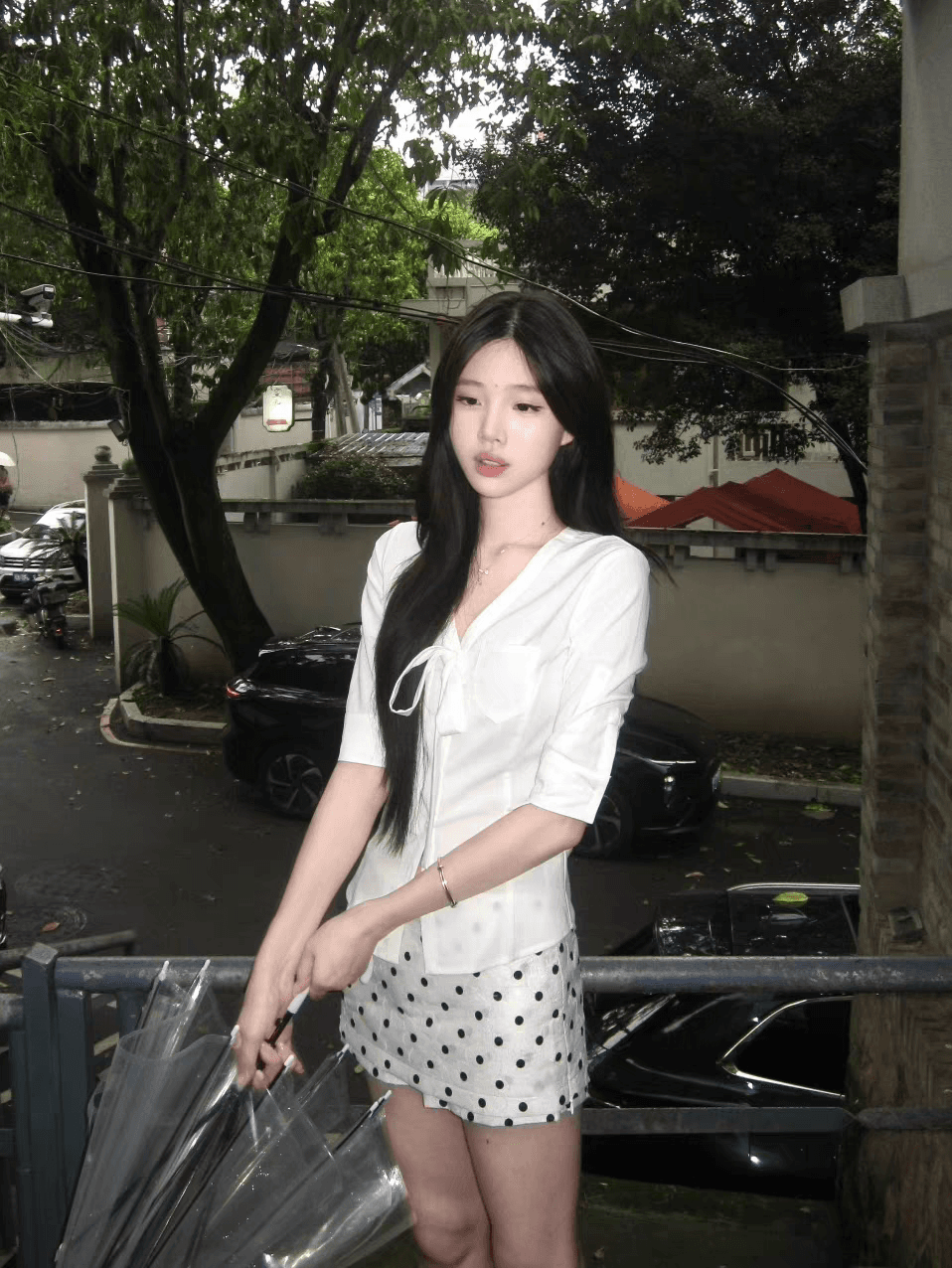 moster timnothy 한 부서 품격 V넥 반팔 여성 셔츠 몸매 가꾸기 슬림해 보이는 나비 매듭 부드러운 바람 맨위 이미지 3