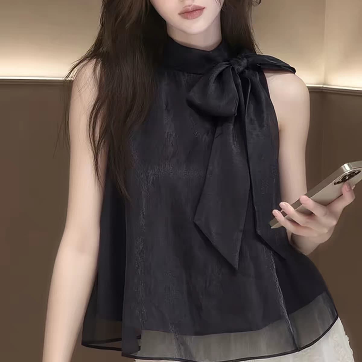 한 부서 부드러운 2026 여름 패션 검정색 새로운 한국 스타일 다용도 품격 레이스업 민소매 셔츠 여성 셔츠 트렌디 이미지 5