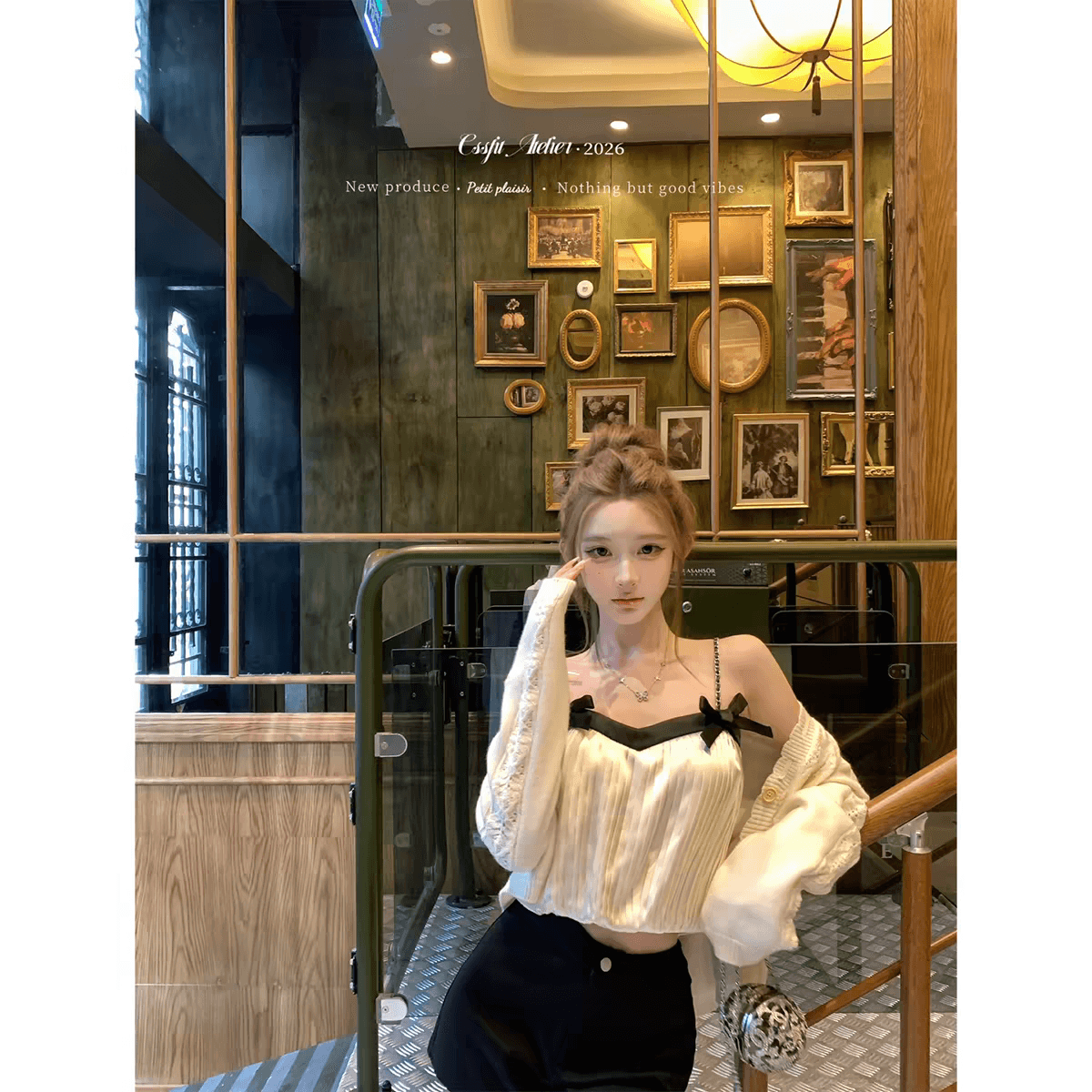 늦게 우산 우산 26 ss 골드 핀치 연대 샤오시엔 vtg 체인 어깨끈 나비 매듭 꽃밭 흑인과 백인 배색 맨위 상세 이미지 3