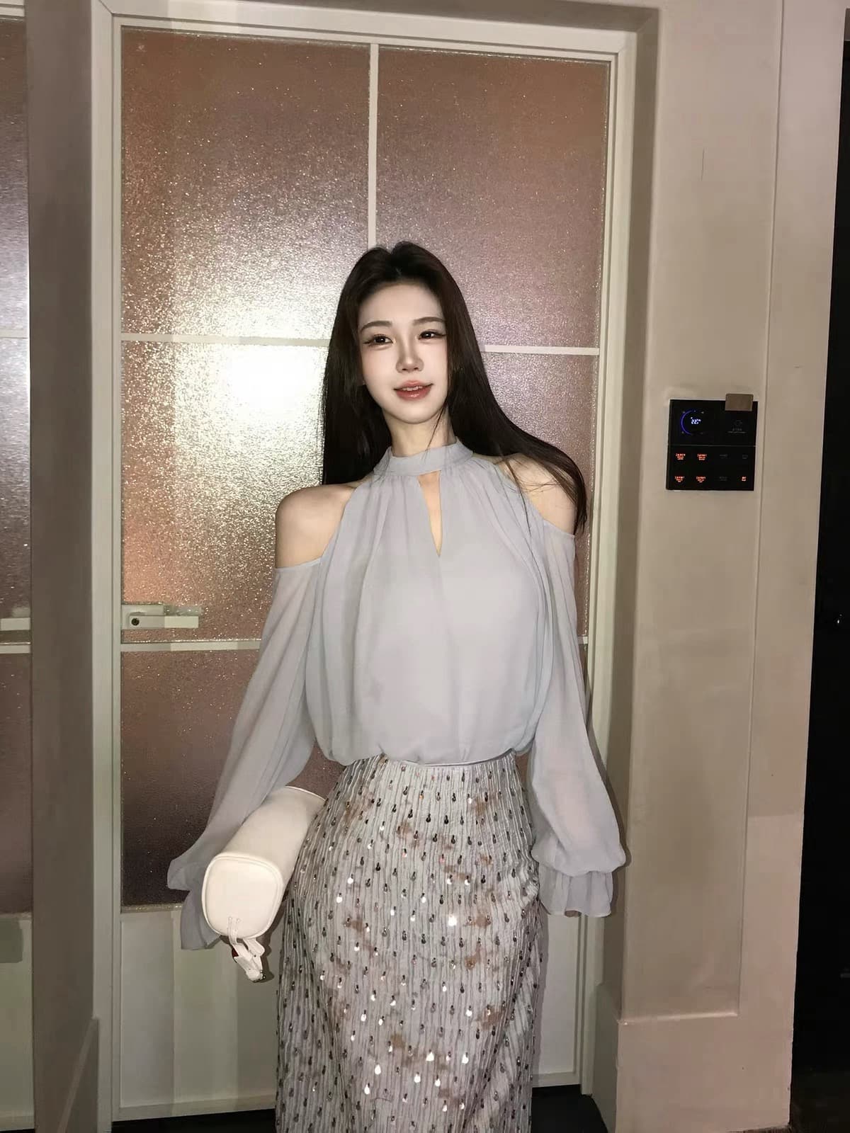 무쯔리 목자이 ~ 중 리 감기 순수한 욕망 바람 오프숄더 행침 목 긴팔 루즈핏 쉬폰 톱 여성 스트레이트 반신 치마 세트 이미지 3