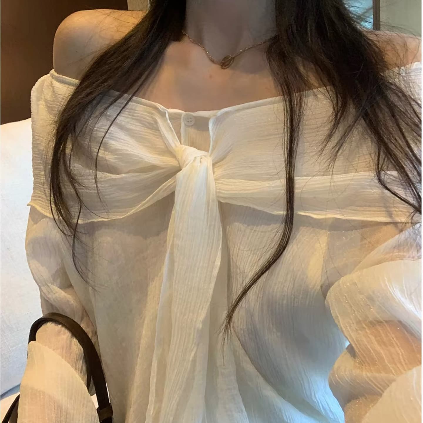 if 오프숄더 맨위 여성 가을 의상 얇은 스타일 망토 숄 기본 셔츠 디자인 센스 나비 매듭 화이트 긴팔 셔츠 상세 이미지 2