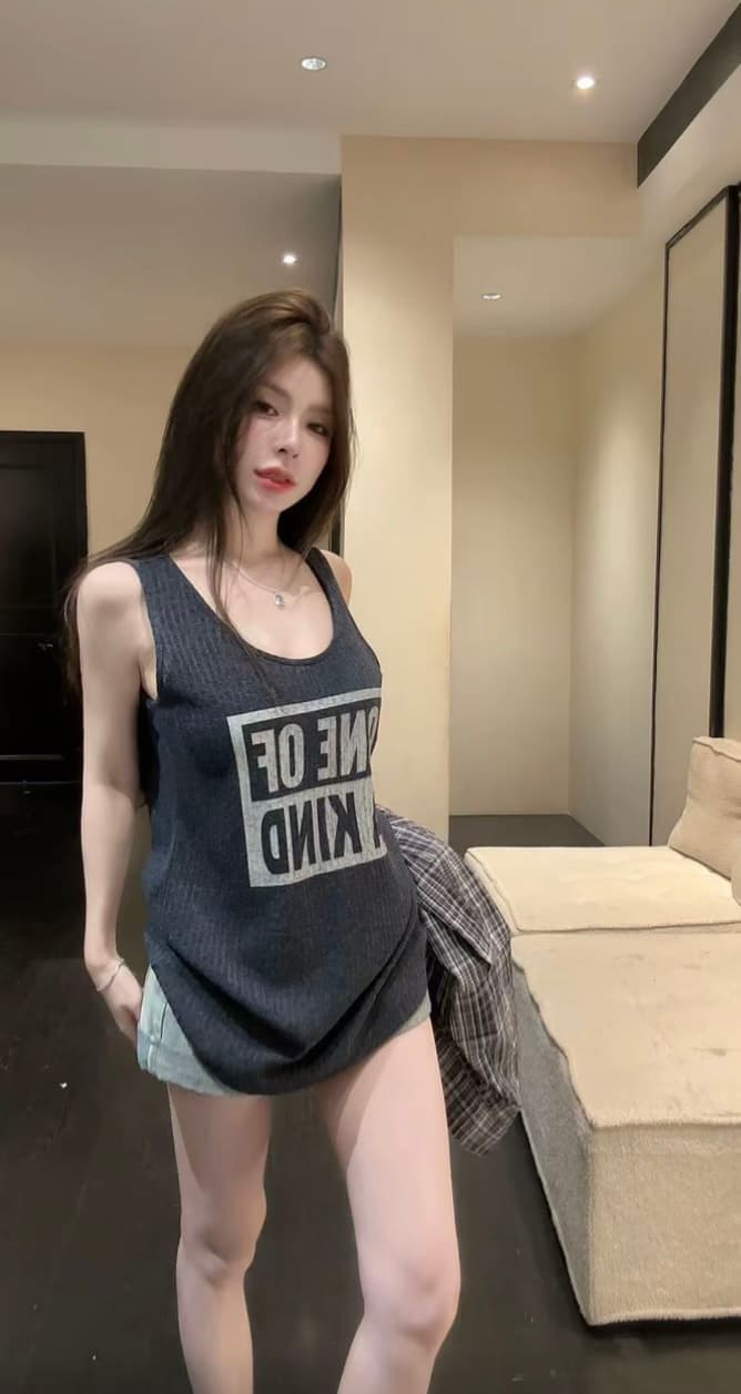 huihui 한 부서 알파벳 프린트 루즈핏 슬림해 보이는 수 있습니다. 인사이드 가져 가라. 외출용 다용도 캐미솔 셔츠 상세 이미지 2