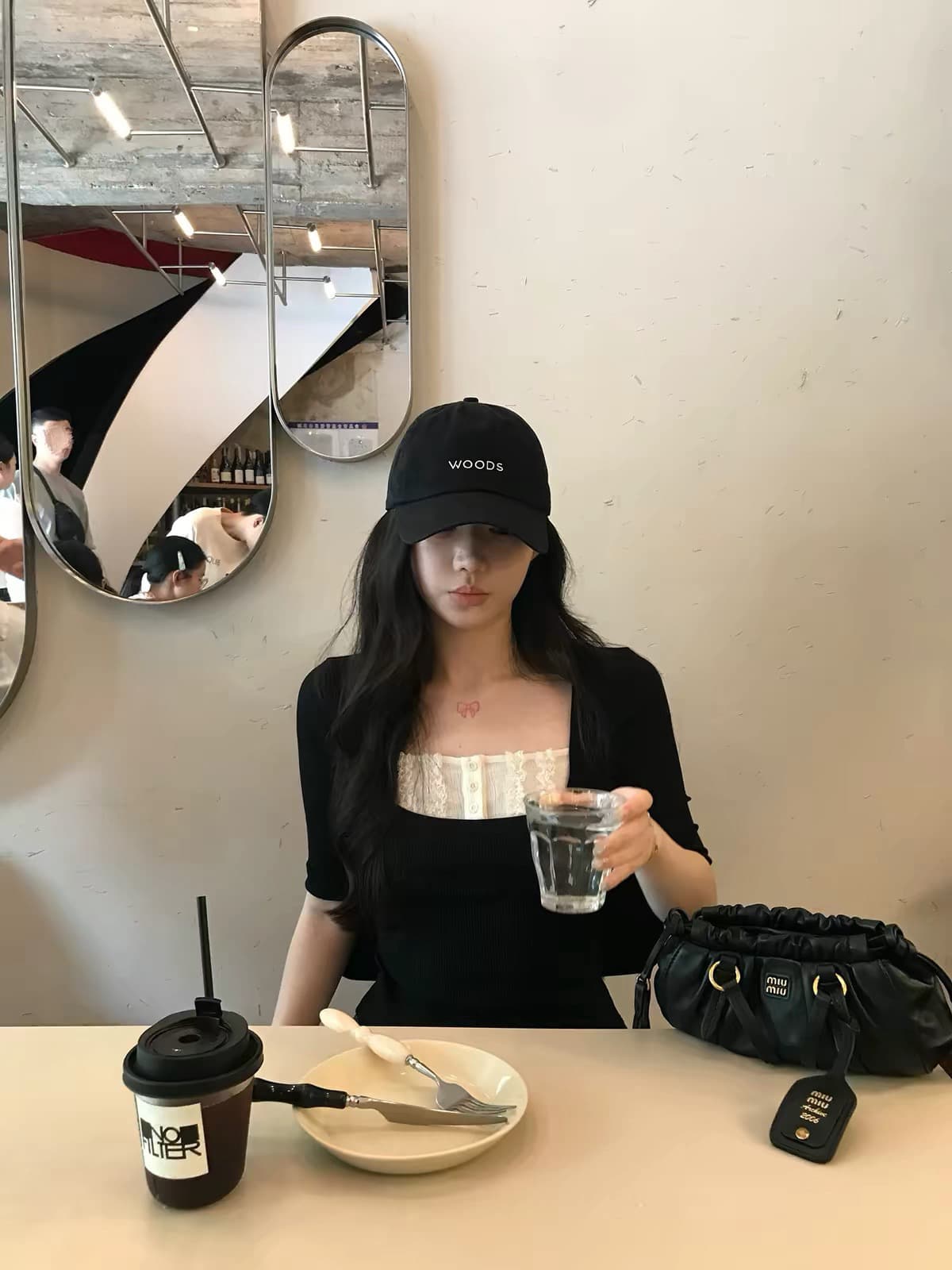 sheepland 작은 한 수식 레이스 페이크 레이어드 모달 니트 티셔츠 여성 이른 가을 반소매 슬림해 보이는 맨위 상세 이미지 3