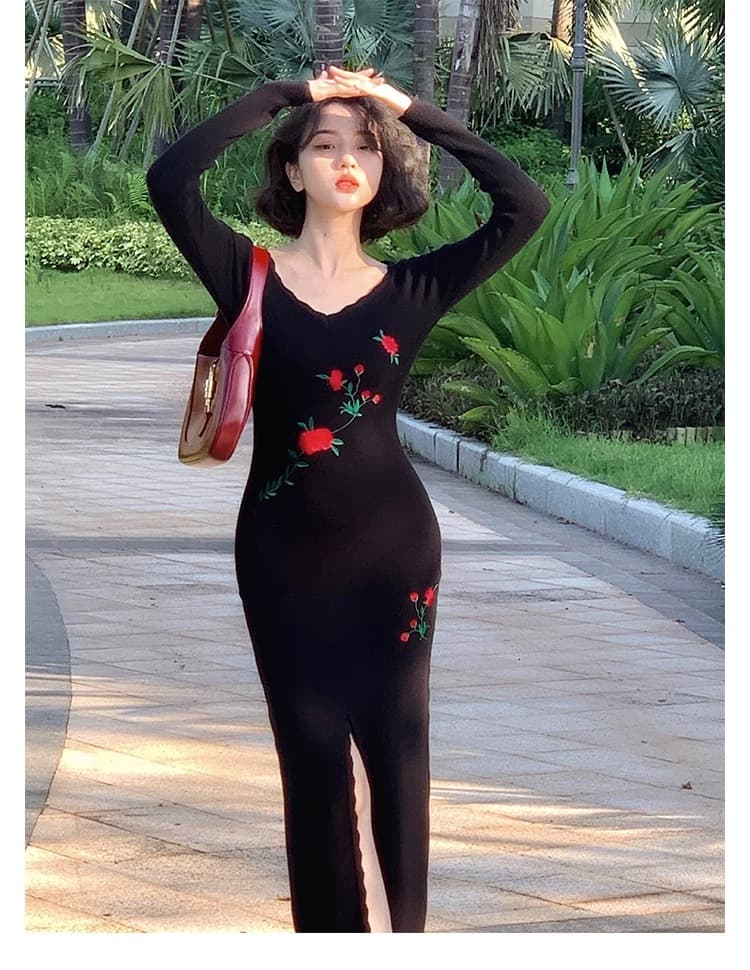 한국 와인 정오 직접 만든 홍콩 스타일 레트로 스타일 장미 자수 니트 스웨터 트임 드레스 복장 롱 스커트 가을 겨울 상세 이미지 2