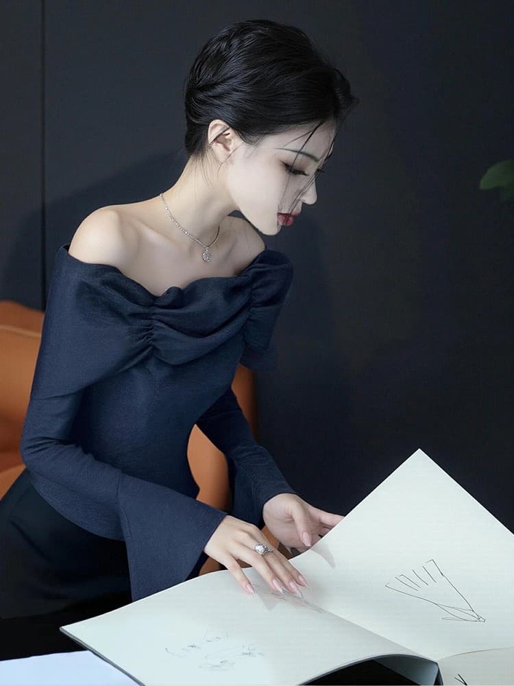 2026 새로운 가을 고유 한 Chic 품격 명문 여성 맨위 프랑스식 작은 포즈 세련된 외국 가스 파란색 오프숄더 맨위 상세 이미지 2