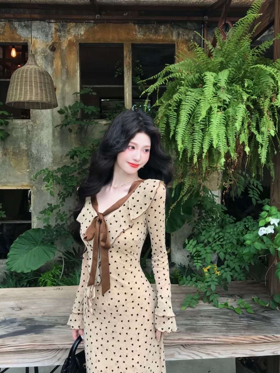 폴카 블랙 숙련 된 하트 도트 무늬 V넥 프릴 이른 가을 몸매 가꾸기 슬림해 보이는 품격 프랑스식 하이웨이스트 인어 꼬리 상세 이미지 1