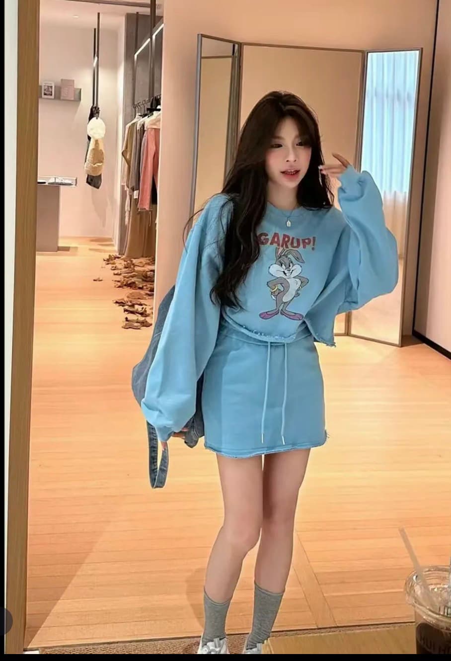 huihui 이른 가을 새로운 만화 토끼 형제 패턴 쇼트 스타일 후드티 여성 한 부서 외국 가스 세트 l080 상세 이미지 2