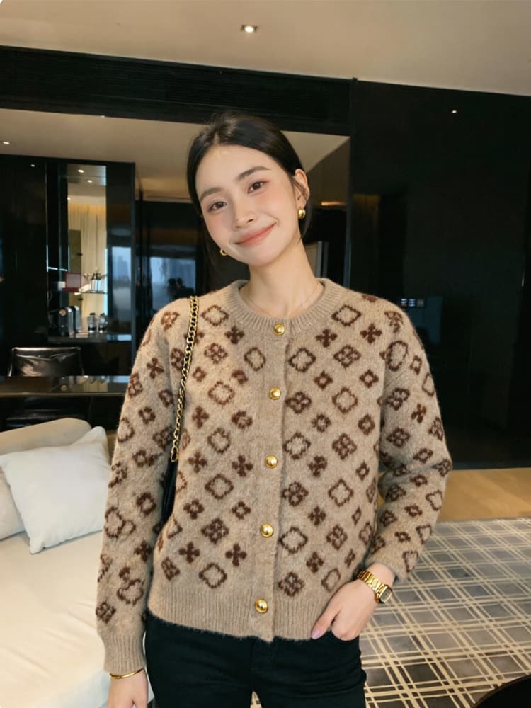 코치 사소한 맨위 여성 이른 가을 프린트 라운드 넥 오픈 가디건 여성 오래된 돈 바람 금속 버클 니트 스웨터 예술 계열 표지 고기 이미지 3