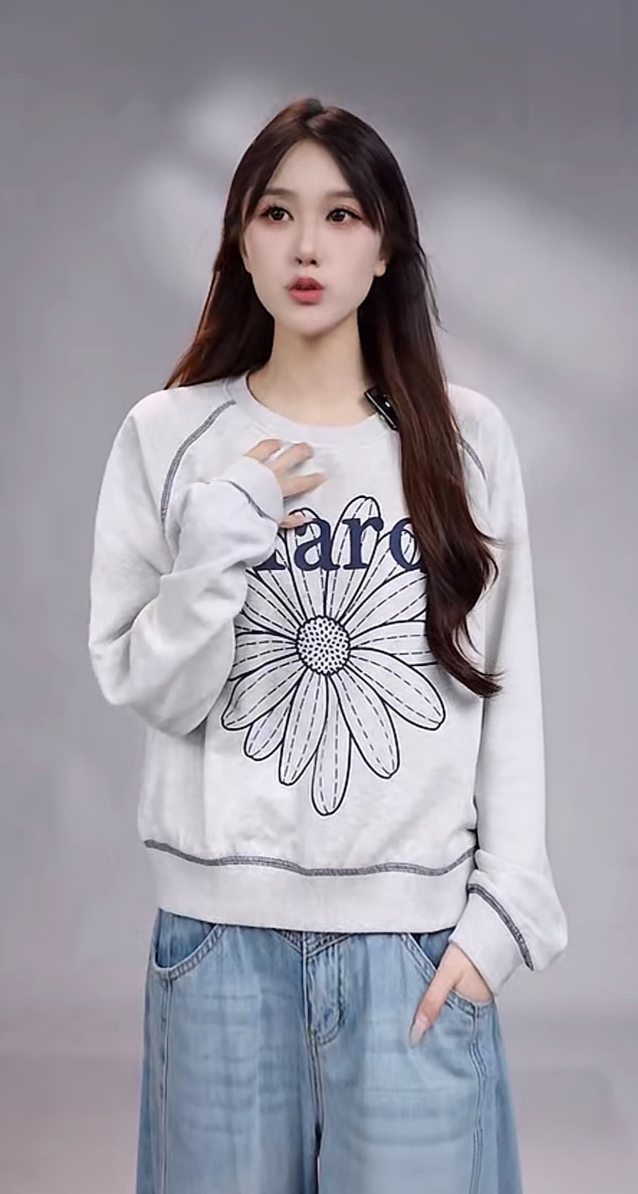 가을 새로운 데이지 프린트 라운드 넥 루즈핏 다용도 캐주얼 여성 긴팔 후드티 상세 이미지 4