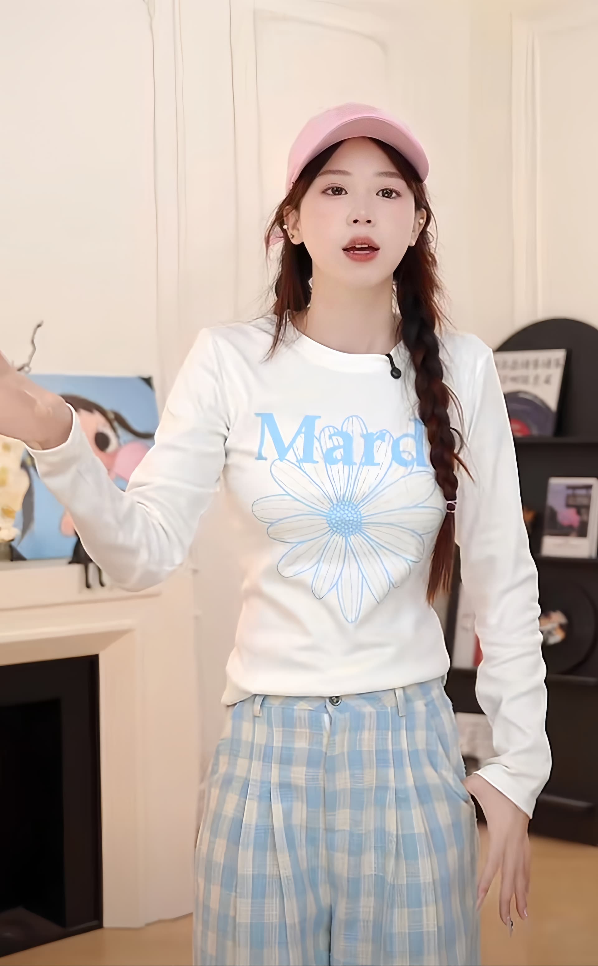 싱글 꽃 데이지 알파벳 프린트 긴팔 티셔츠 한 부서 순면 몸매 가꾸기 기본 셔츠 여성 상세 이미지 3