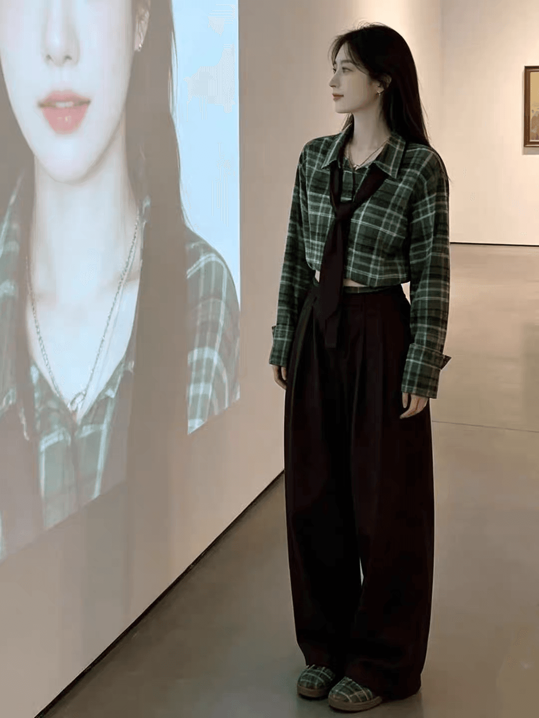블록 로밍 격자 무늬 셔츠 와이드 레그 팬츠 세트 포함 넥타이 이미지 2