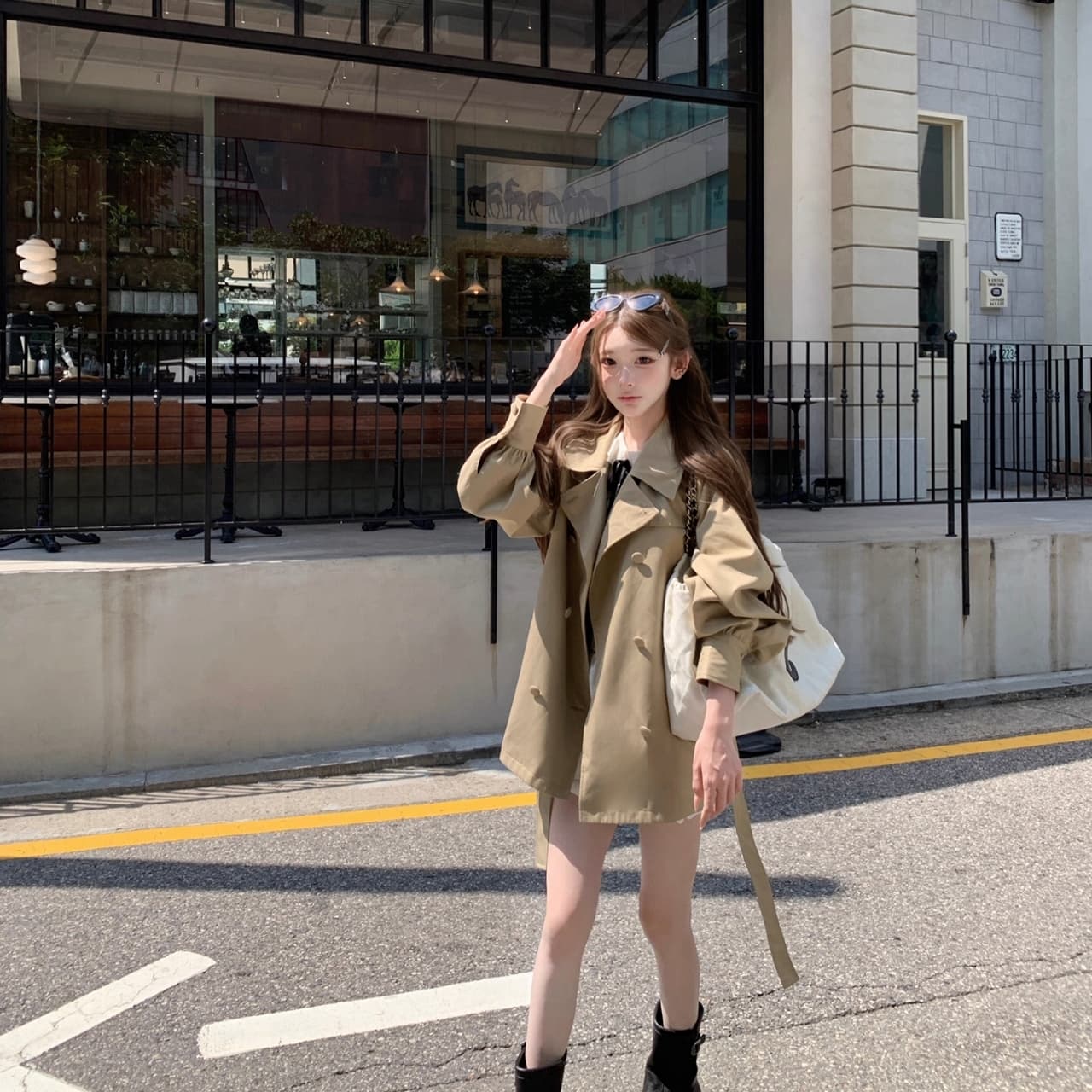 늦게 우산 우산 26 fw 리드 리프 조용한 자르다 루즈핏 버전 폴로 칼라 벌룬 소매 카키 바람막이 상세 이미지 3