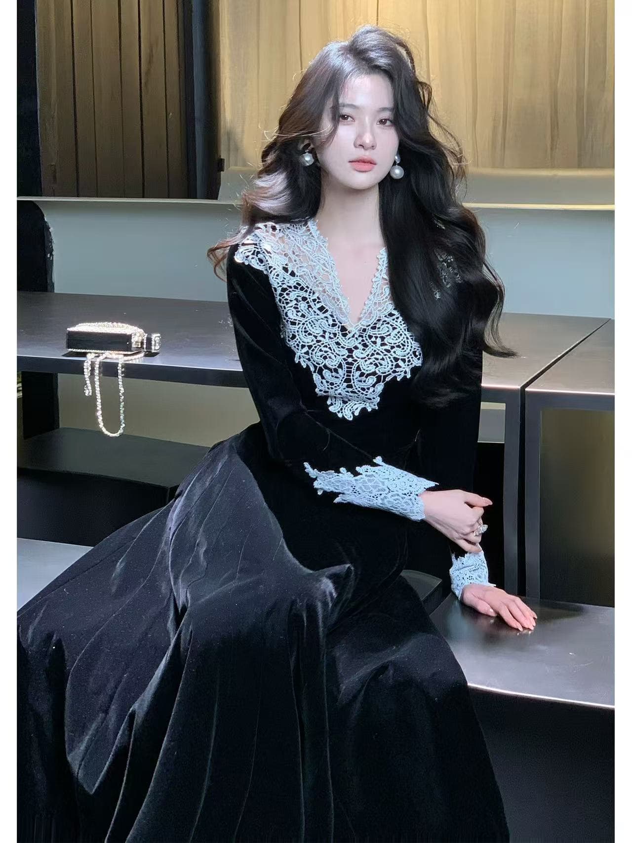 하나부터 순간 사탄 그것 꽃 봉오리 실크 레이스 V넥 긴팔 벨벳 드레스 허리 수축 a 스윙 길이 미니 스커트 상세 이미지 3